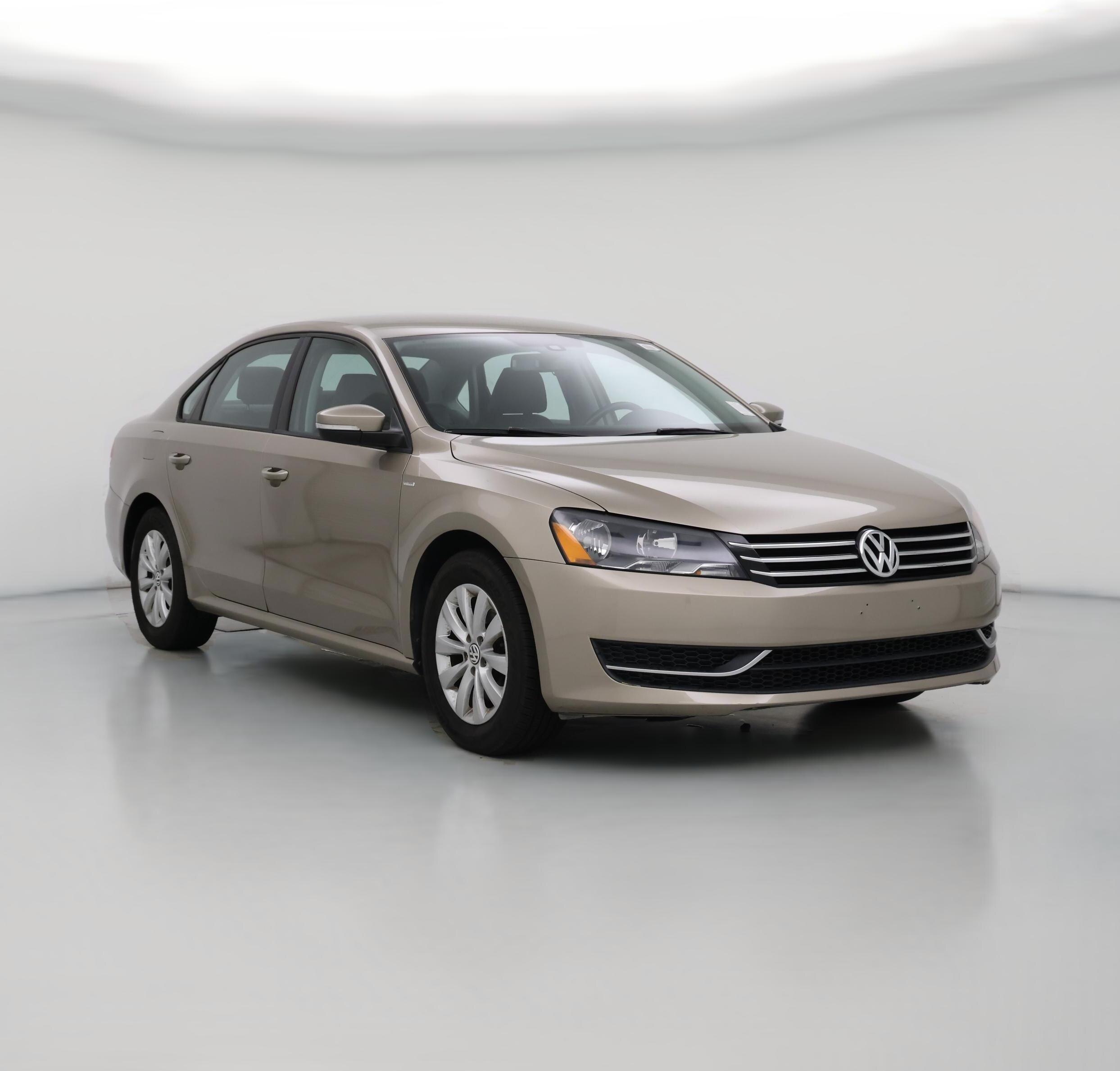 Thumbnail: 2015 Volkswagen Passat - 1