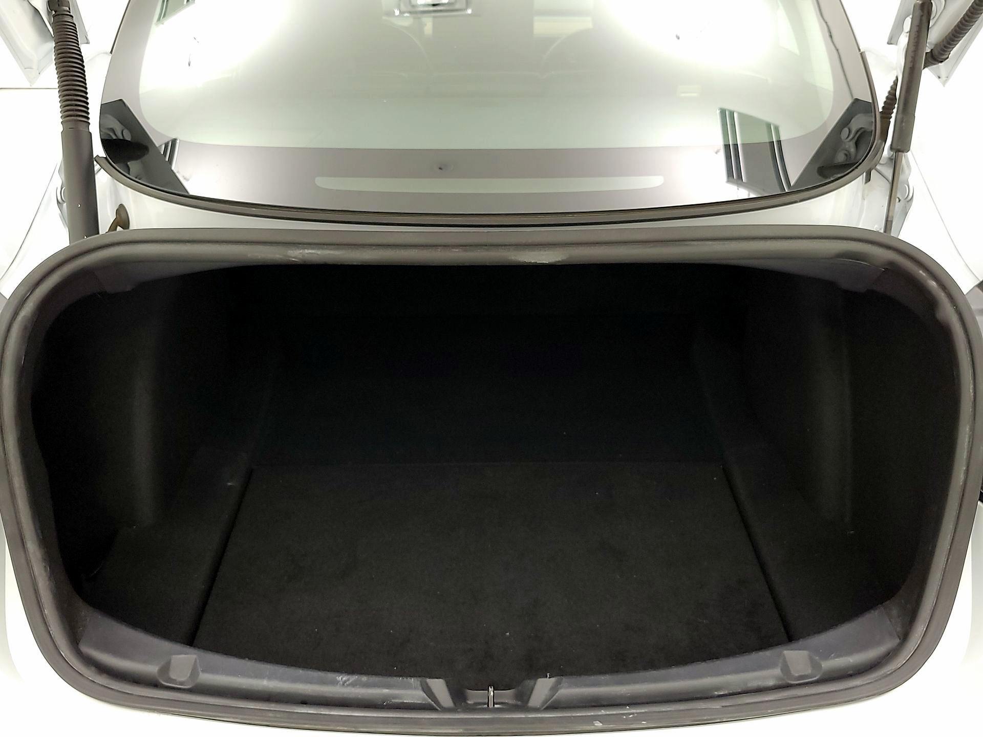 Thumbnail: 2021 Tesla Model 3 - 20