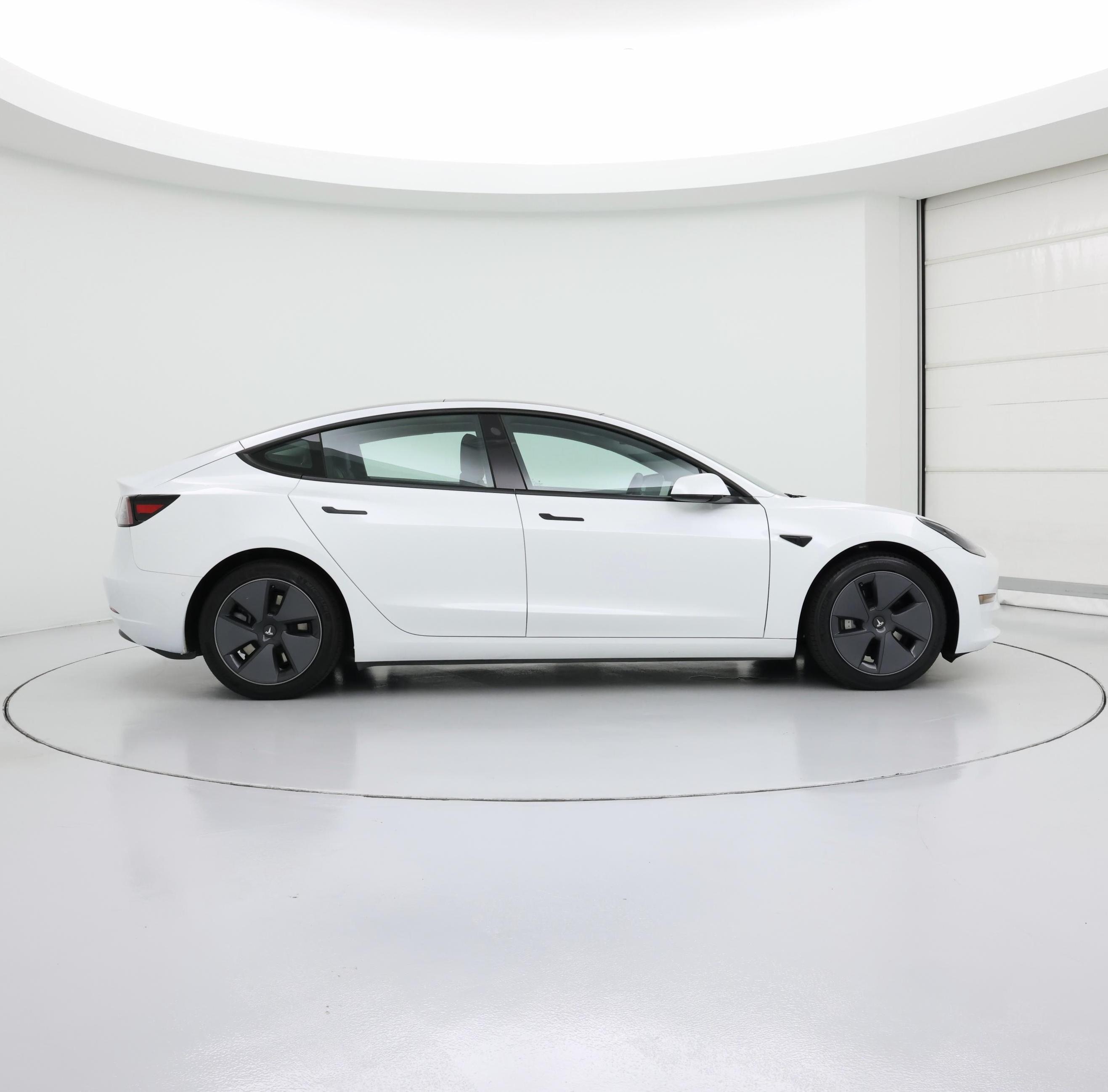Thumbnail: 2021 Tesla Model 3 - 7