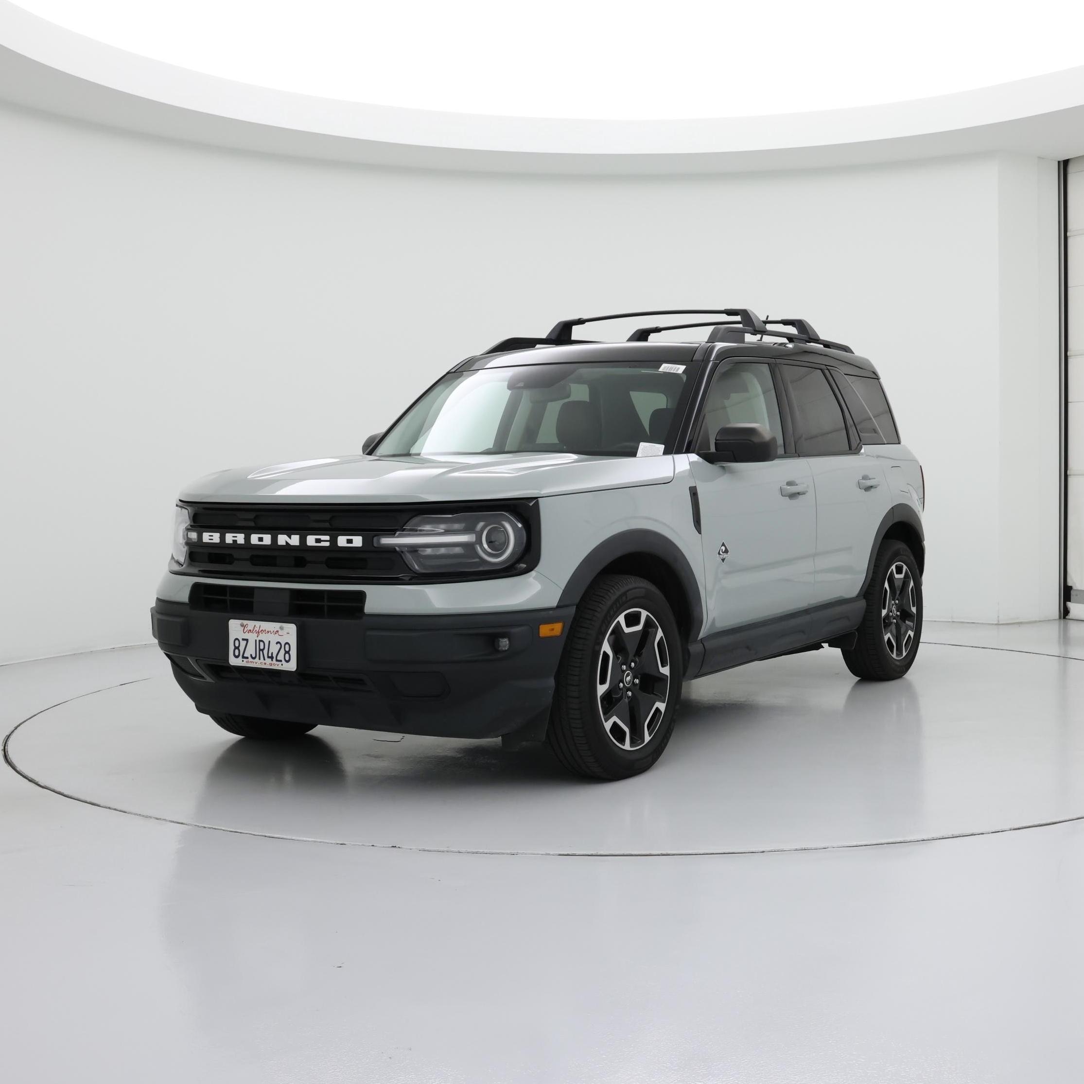 Thumbnail: 2021 Ford Bronco Sport - 4