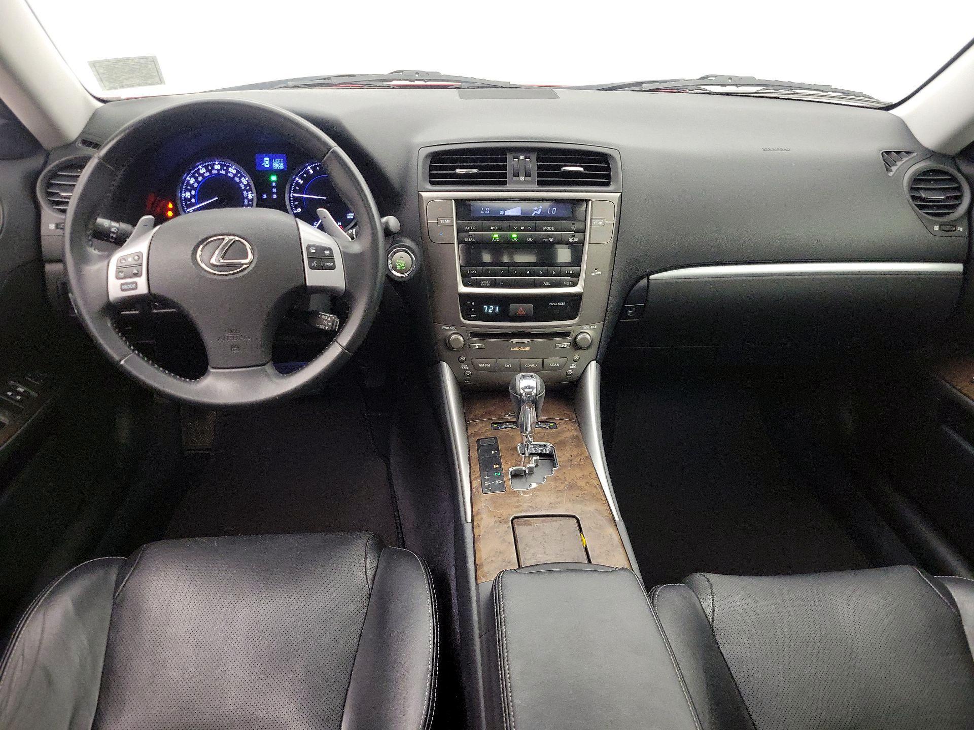 Thumbnail: 2013 Lexus IS - 9