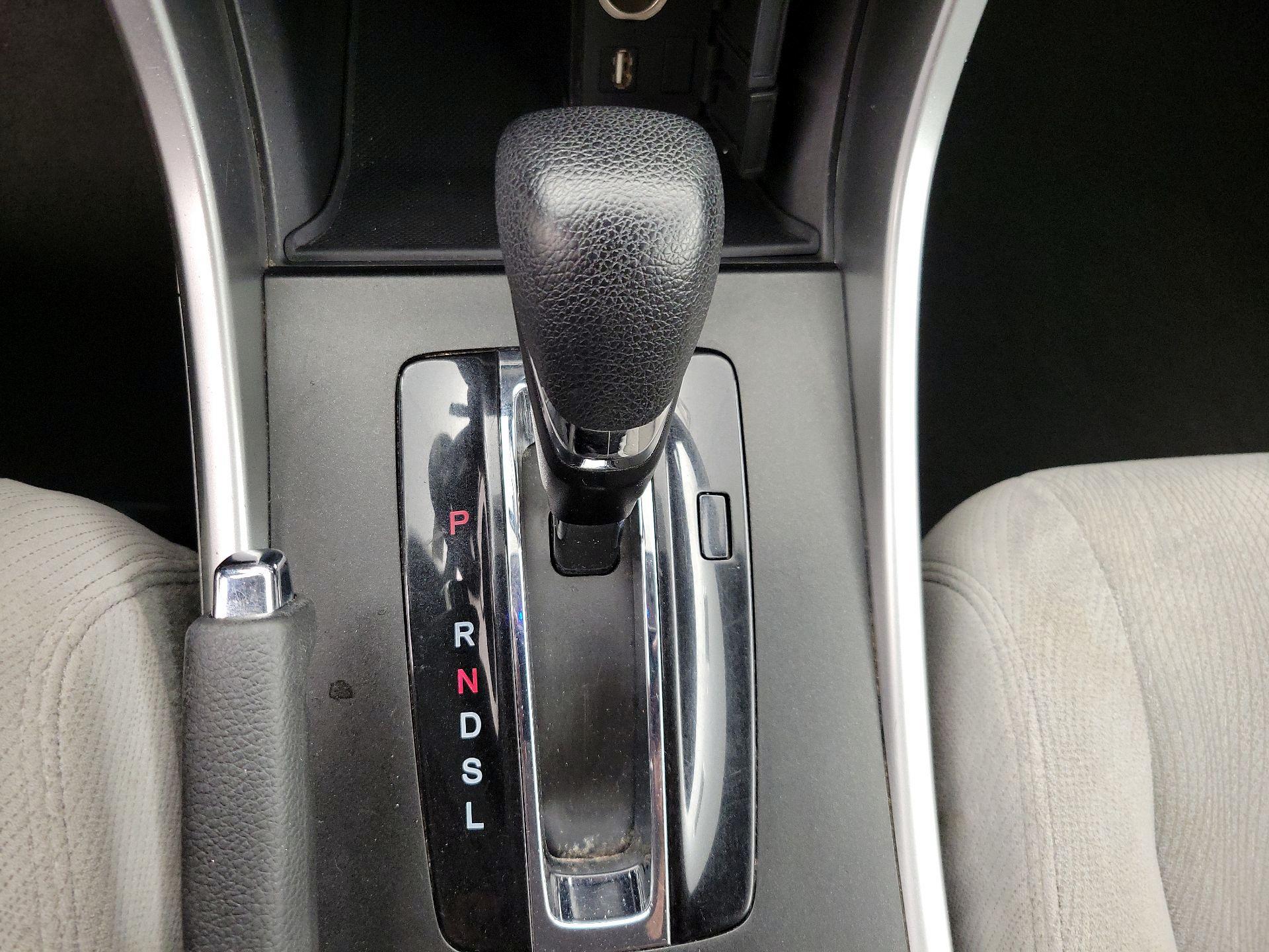 Thumbnail: 2015 Honda Accord - 17