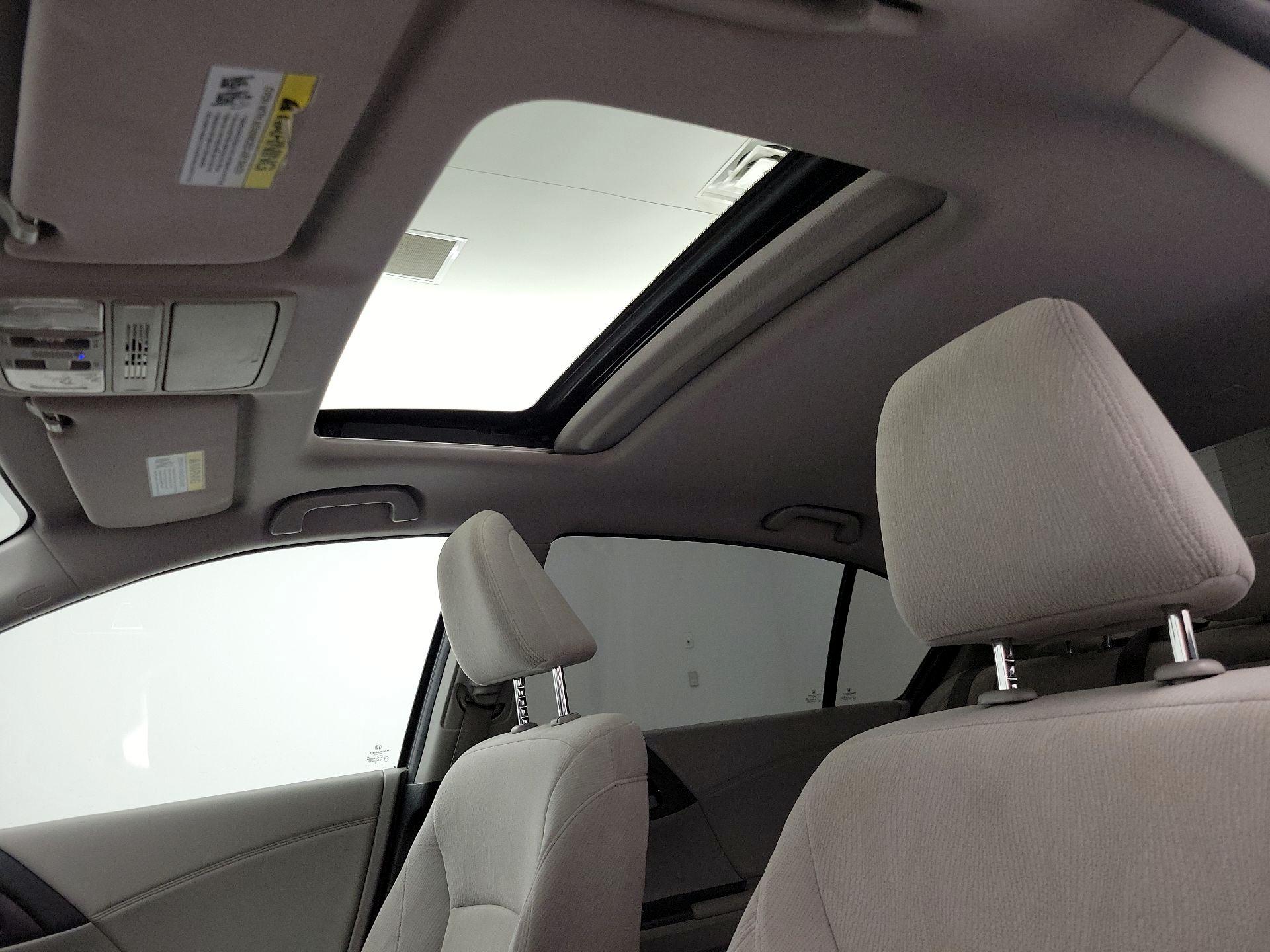 Thumbnail: 2015 Honda Accord - 19