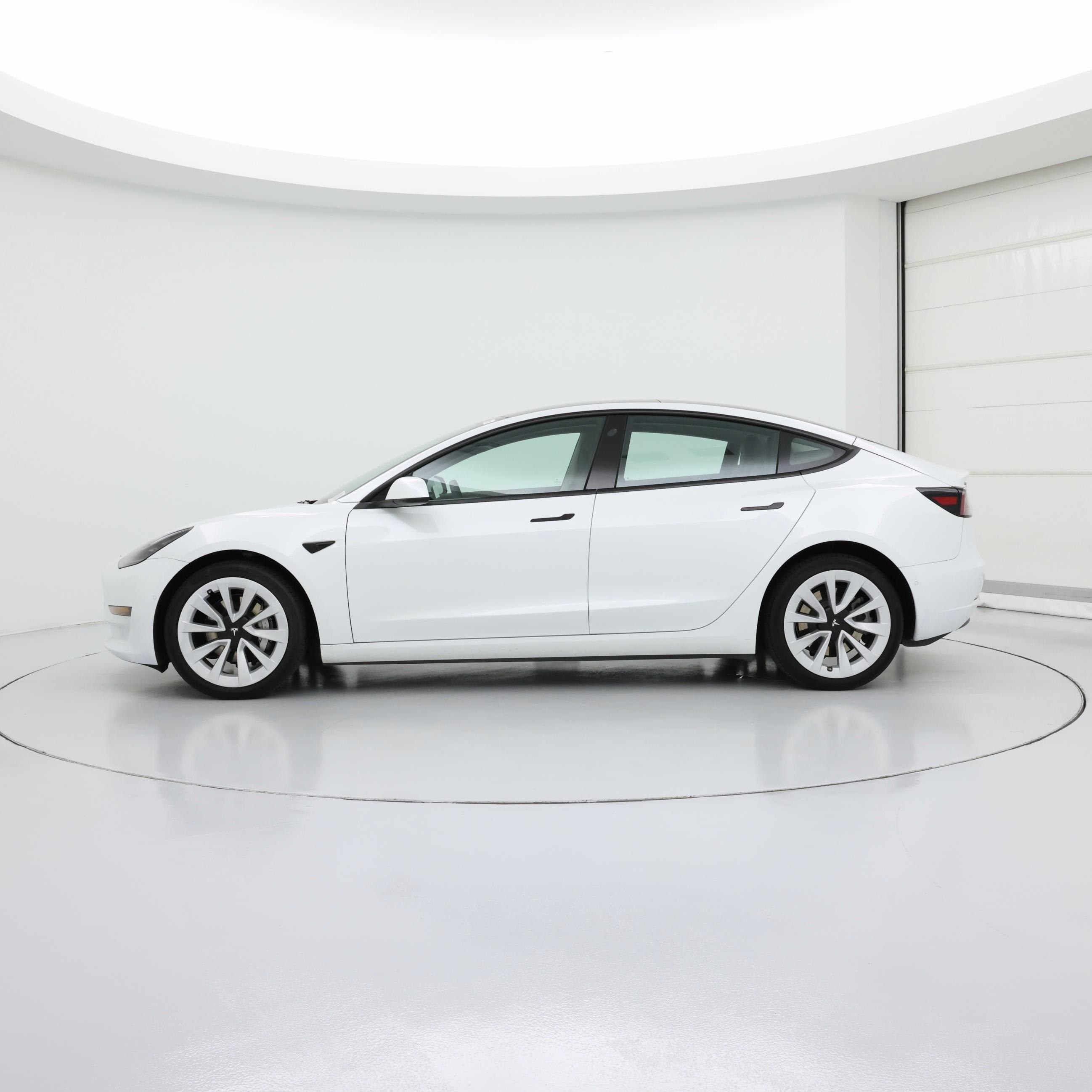 Thumbnail: 2022 Tesla Model 3 - 3