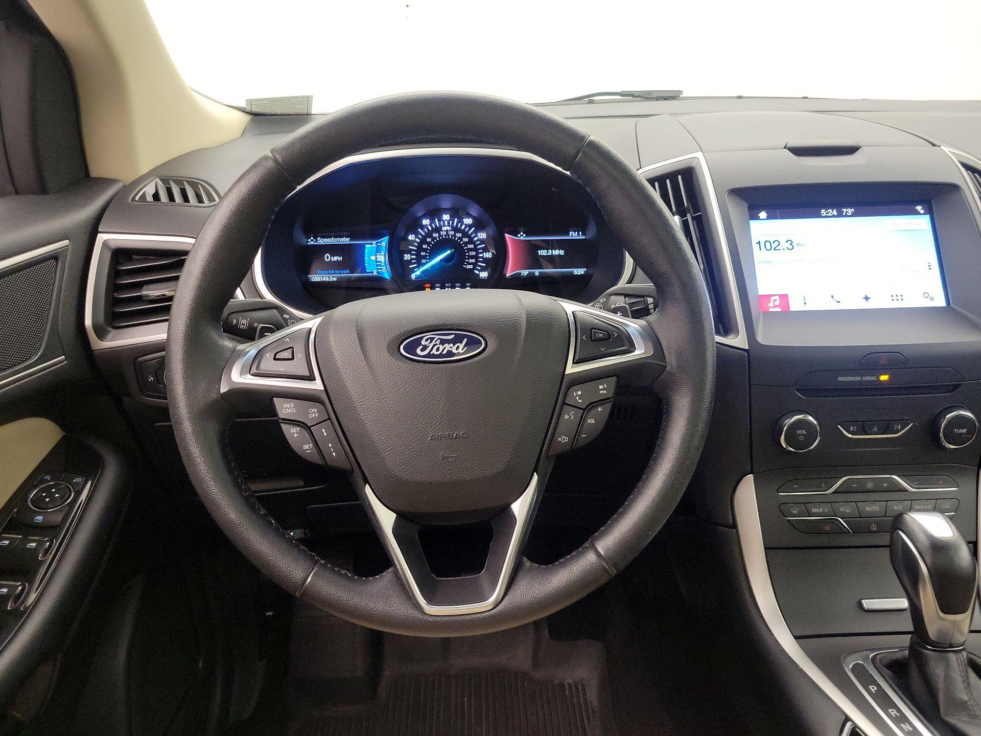 Thumbnail: 2018 Ford Edge - 10