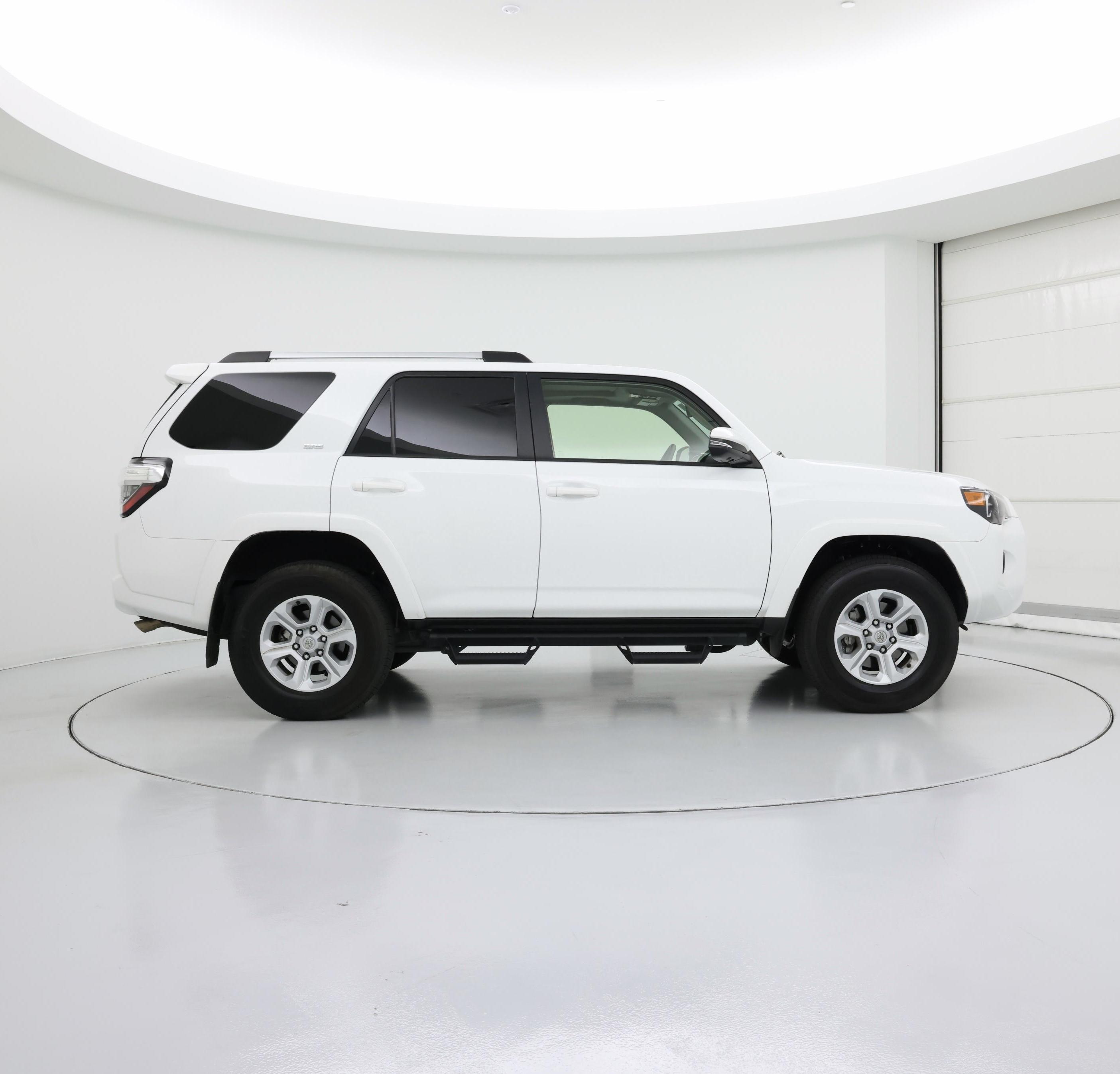 Thumbnail: 2024 Toyota 4Runner - 7