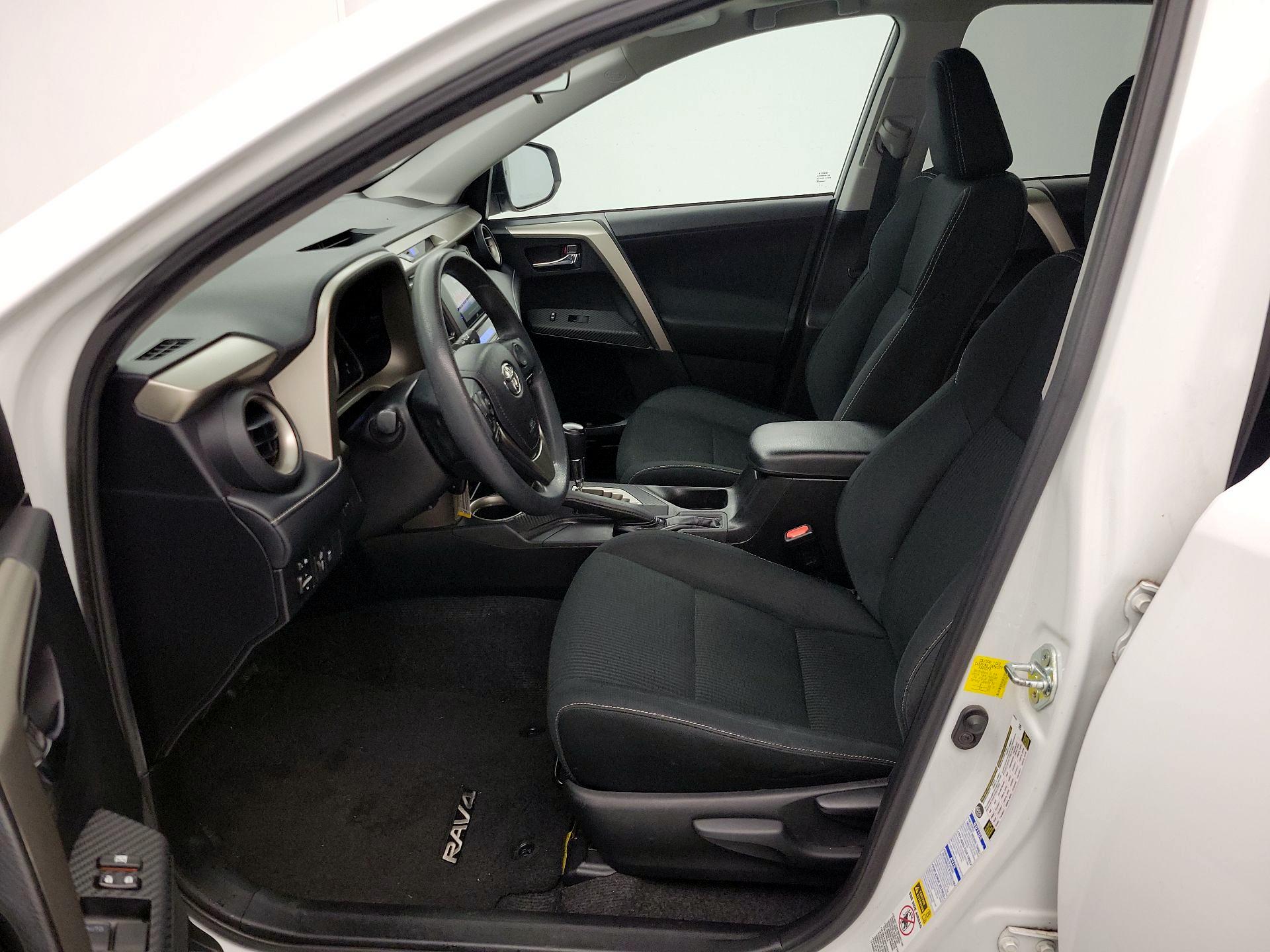 Thumbnail: 2014 Toyota RAV4 - 11