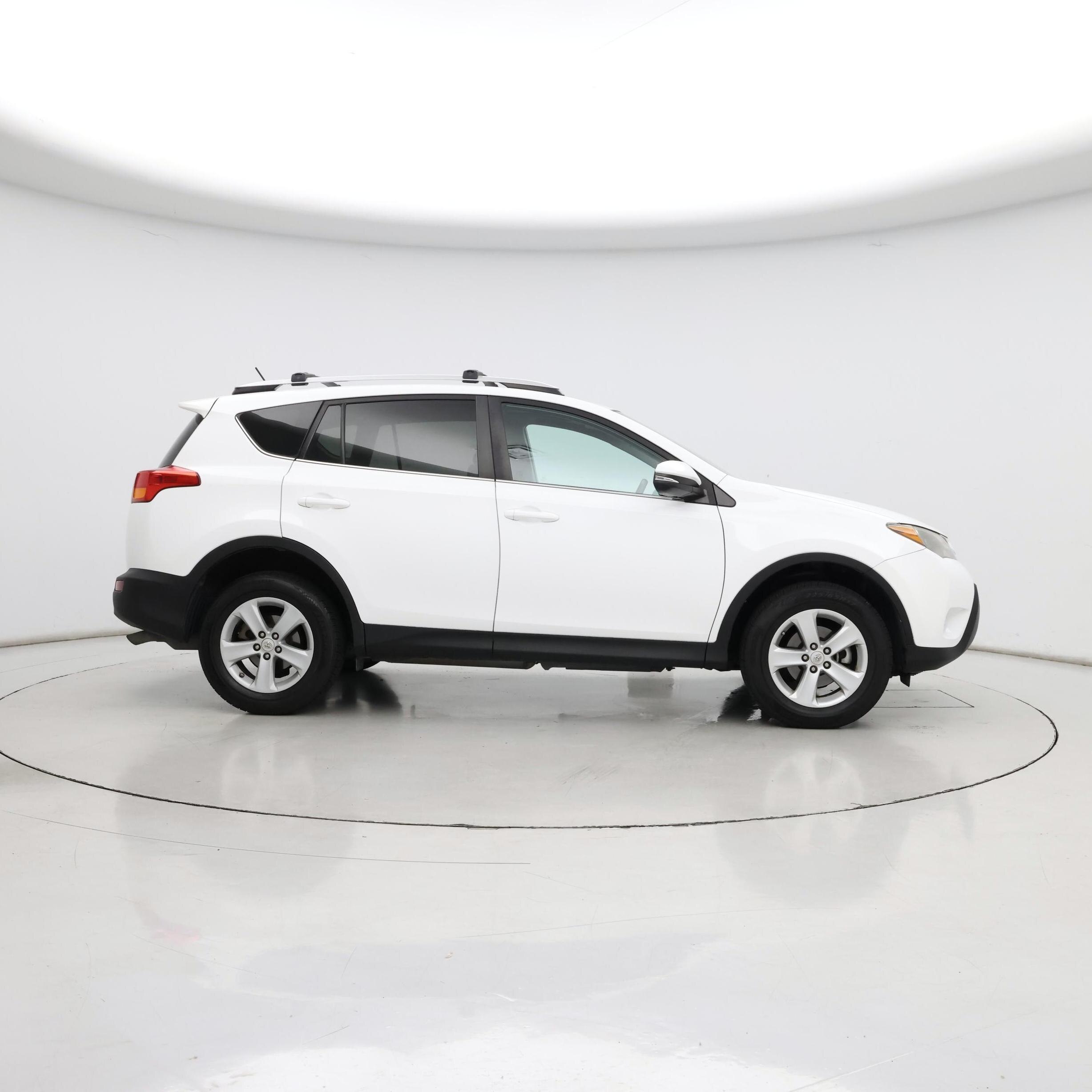 Thumbnail: 2014 Toyota RAV4 - 7