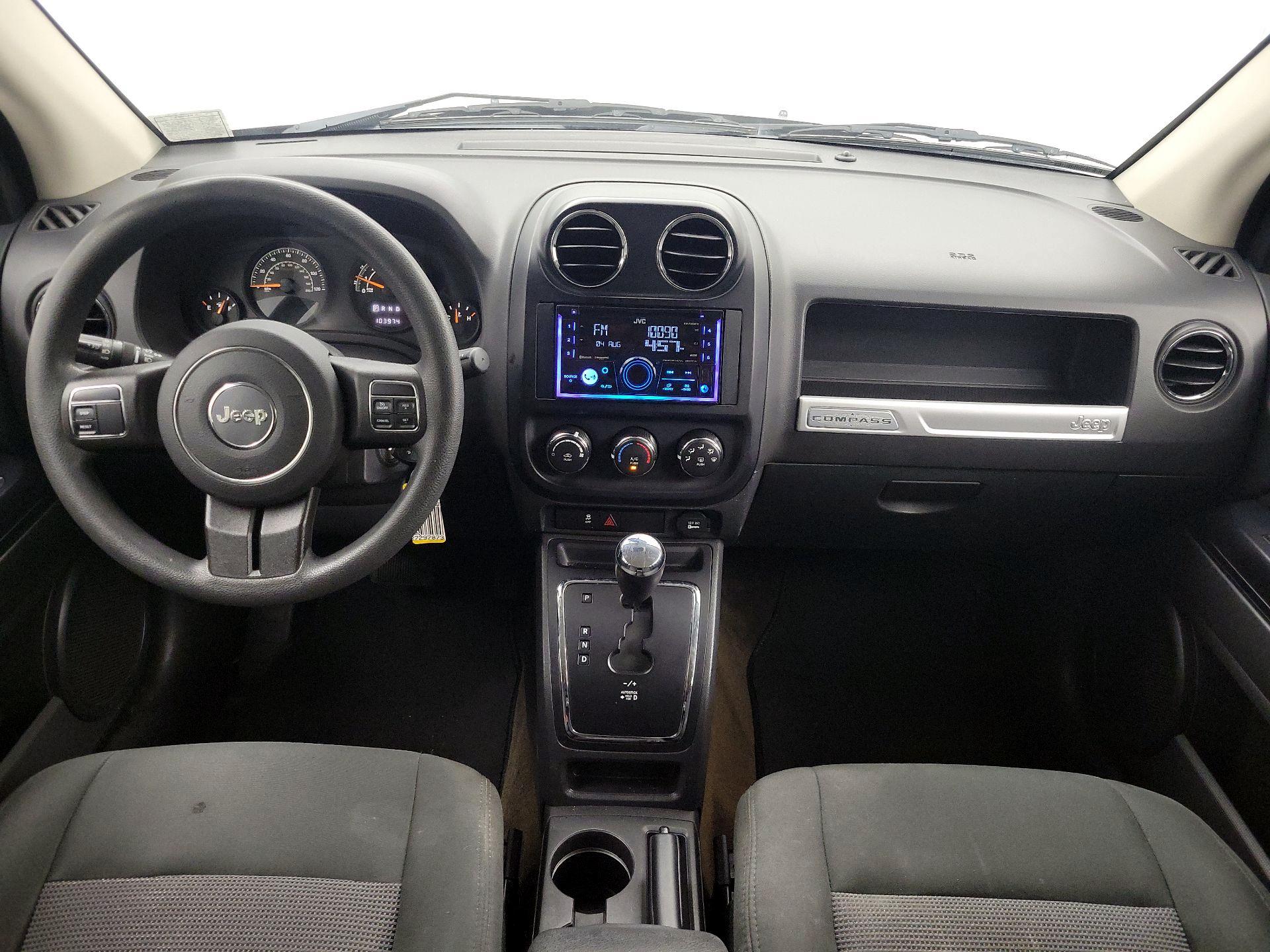Thumbnail: 2016 Jeep Compass - 9