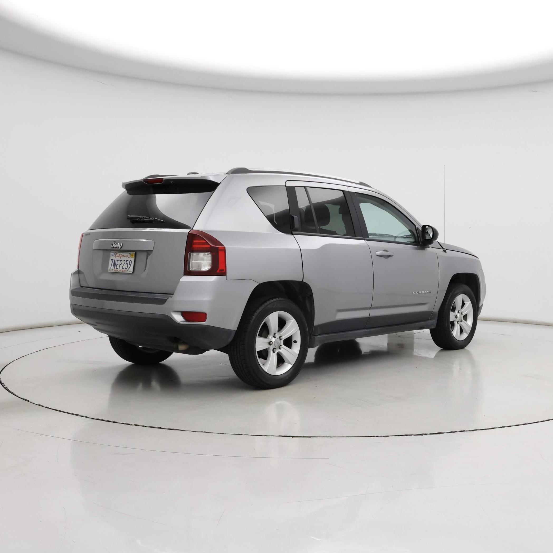 Thumbnail: 2016 Jeep Compass - 8