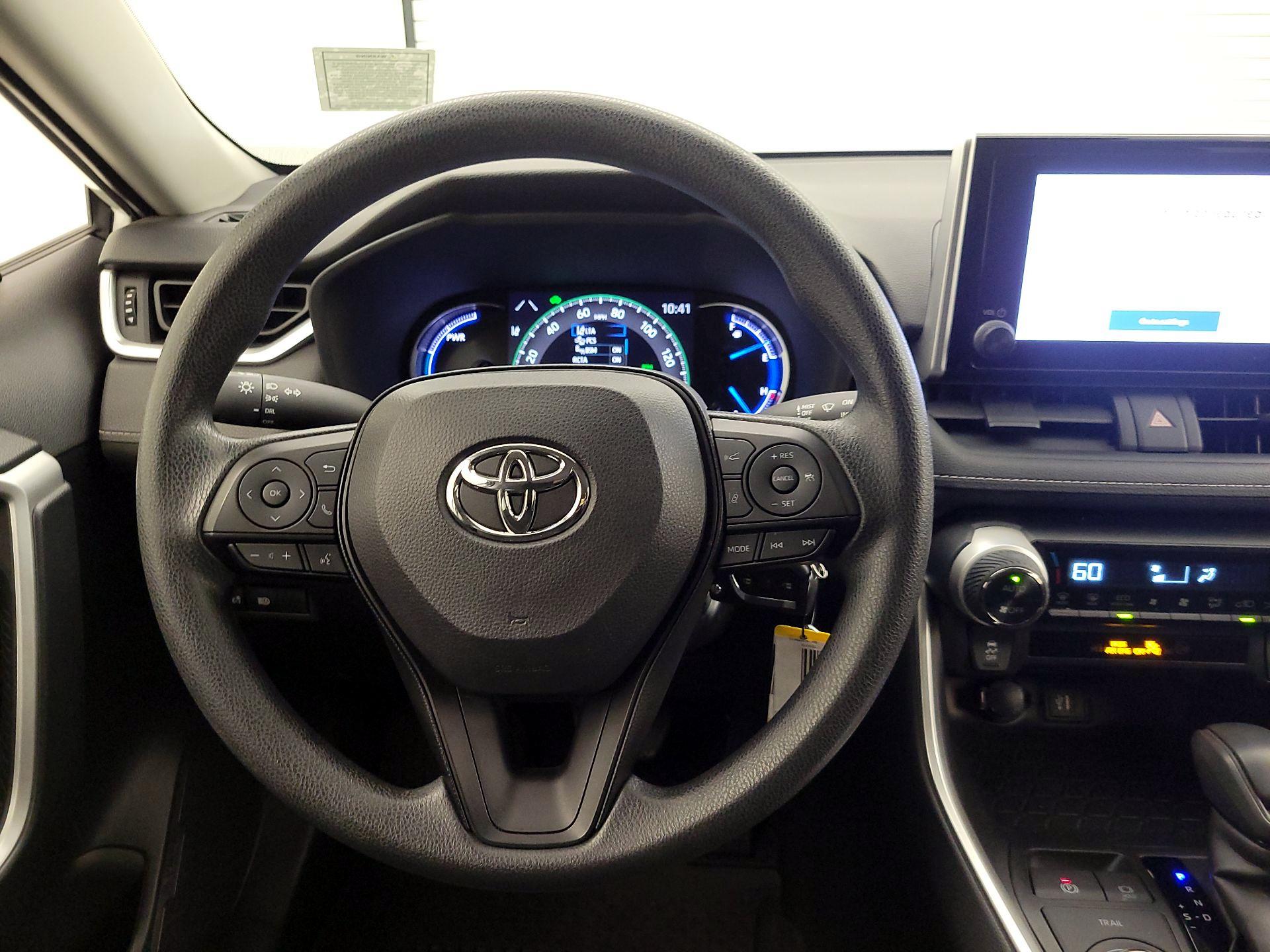 Thumbnail: 2024 Toyota RAV4 - 10