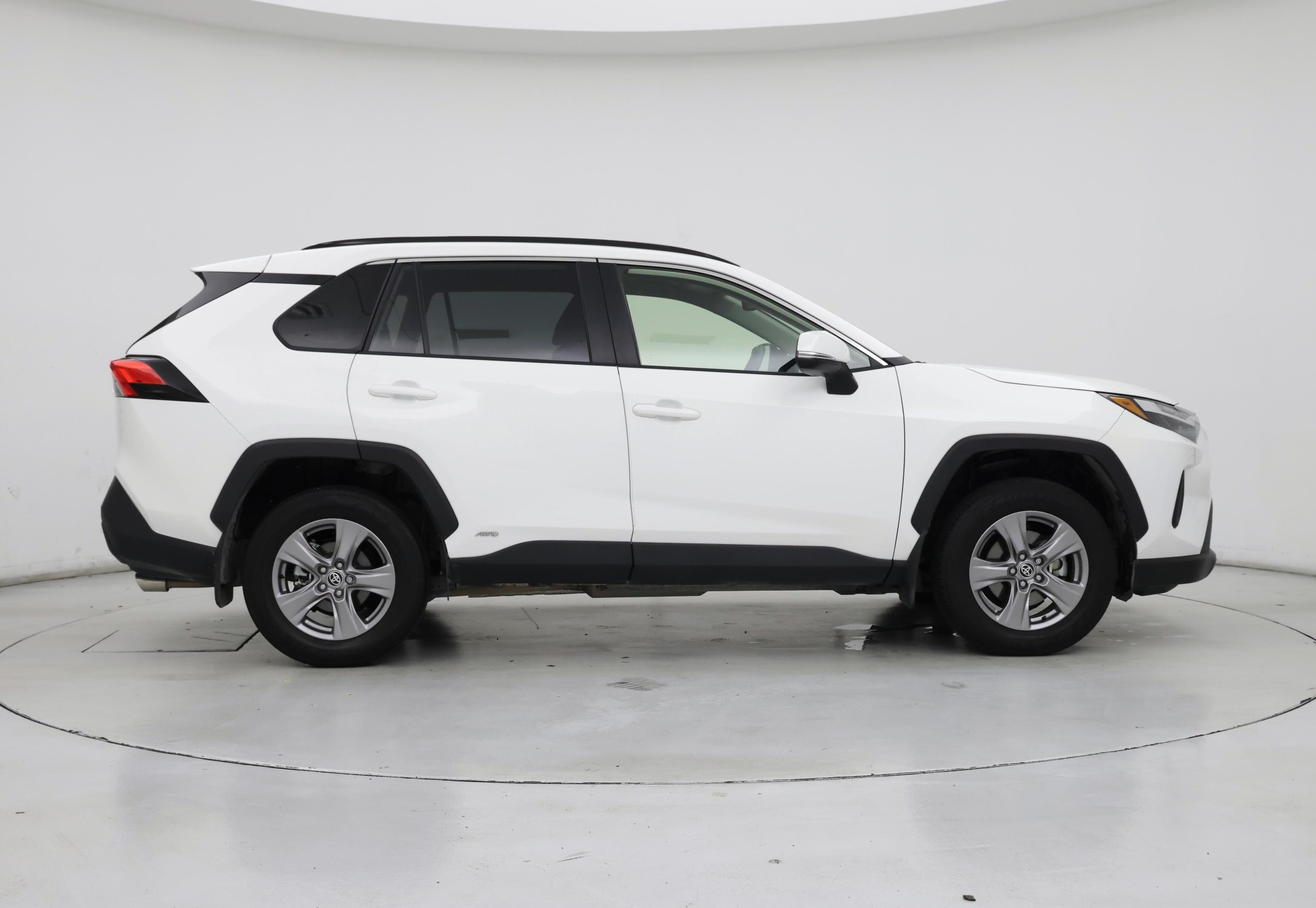Thumbnail: 2024 Toyota RAV4 - 7