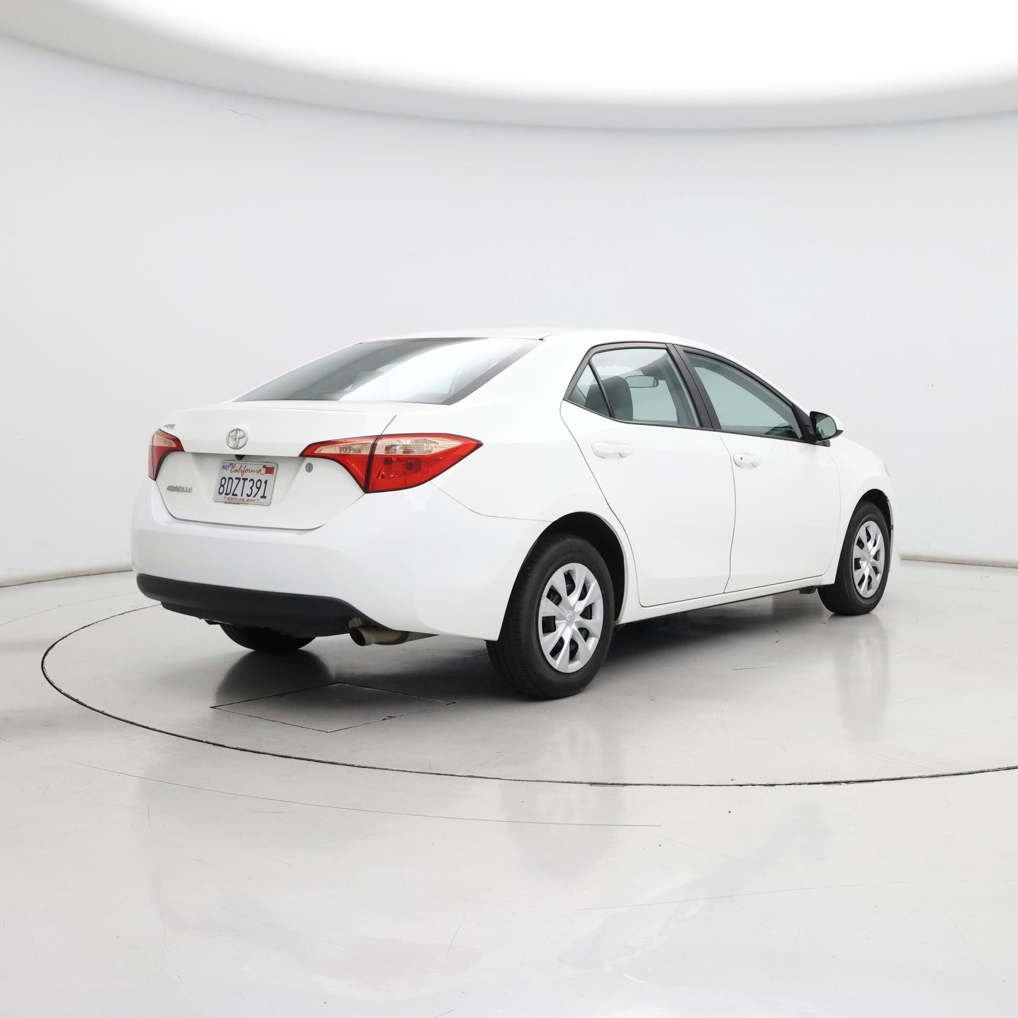Thumbnail: 2018 Toyota Corolla - 8