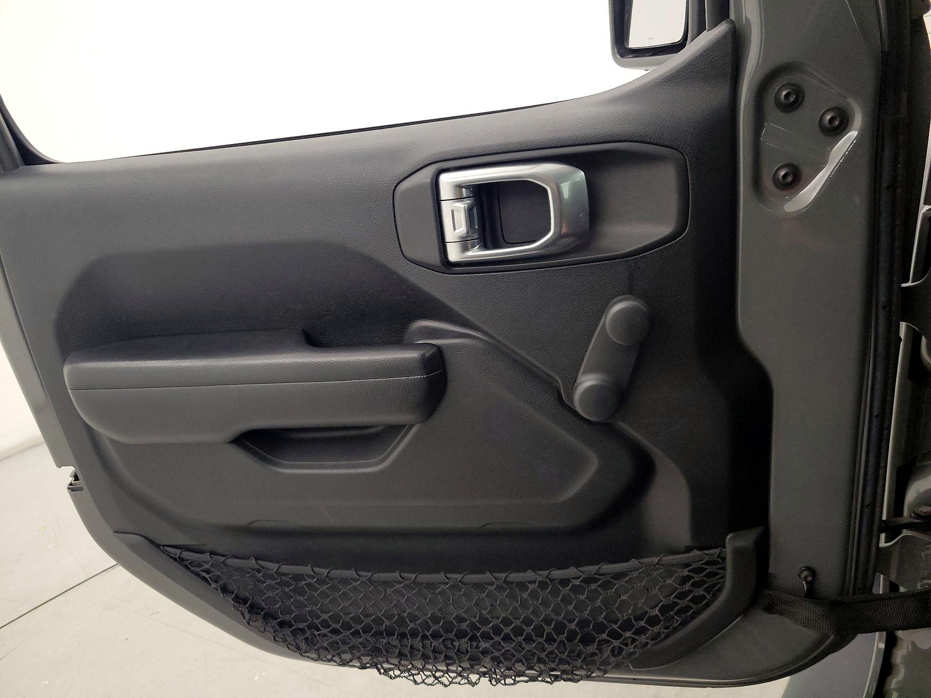 Thumbnail: 2020 Jeep Wrangler - 12
