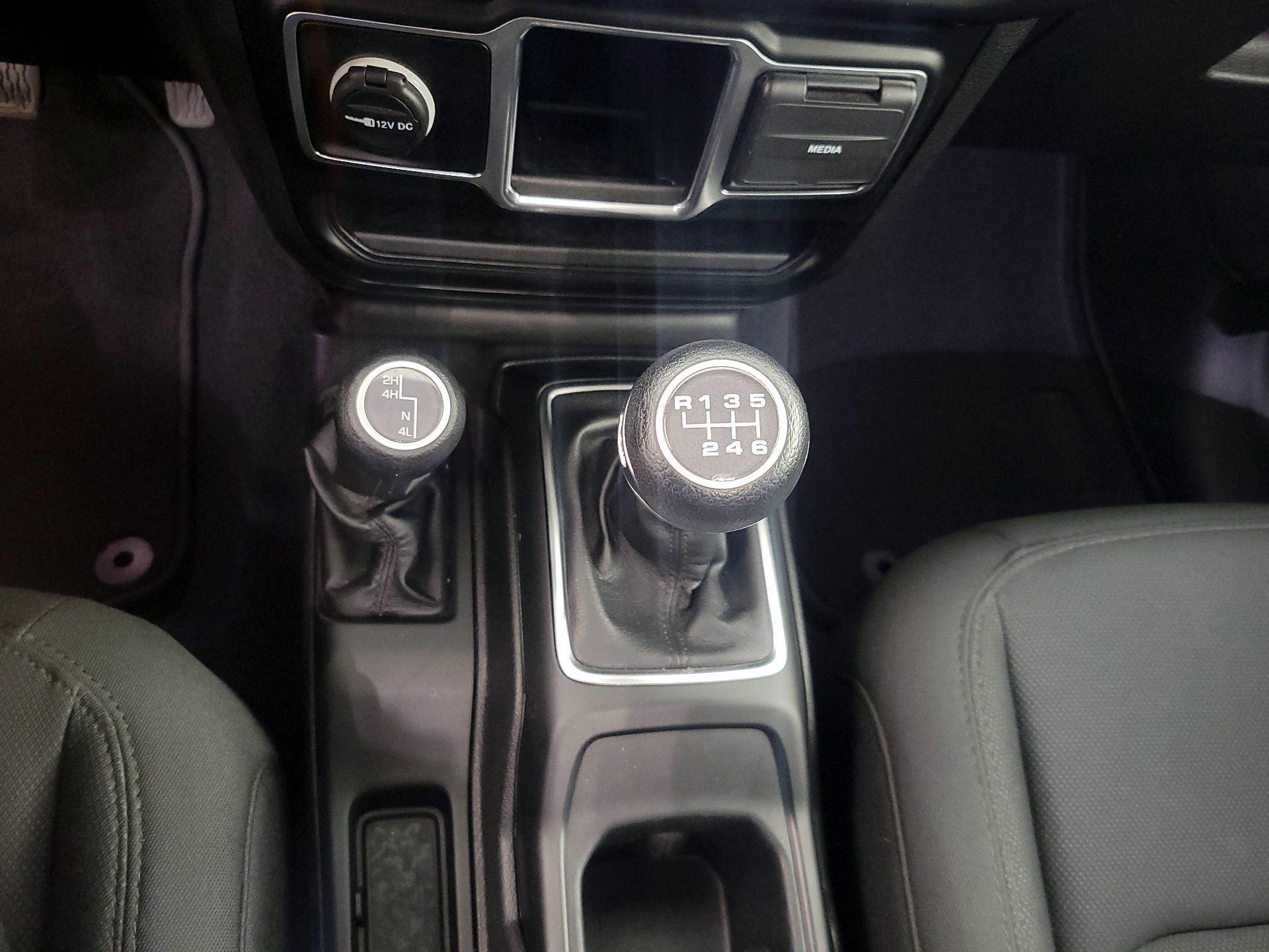 Thumbnail: 2020 Jeep Wrangler - 17