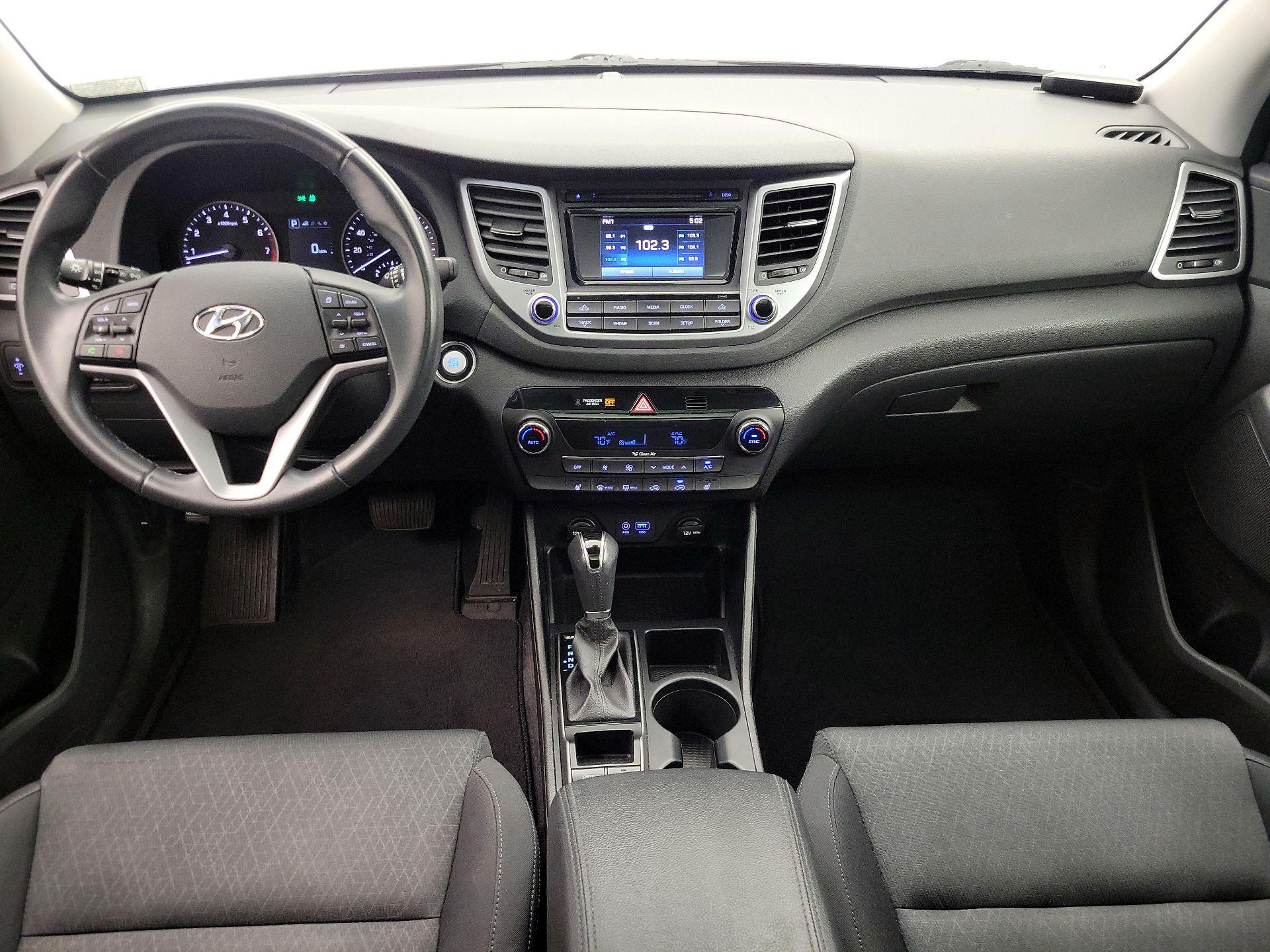 Thumbnail: 2017 Hyundai Tucson - 9