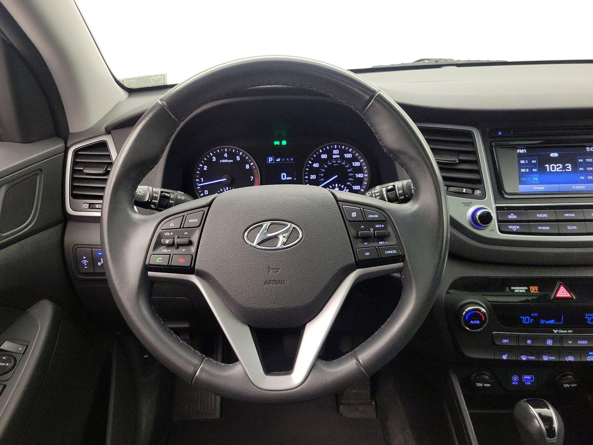 Thumbnail: 2017 Hyundai Tucson - 10