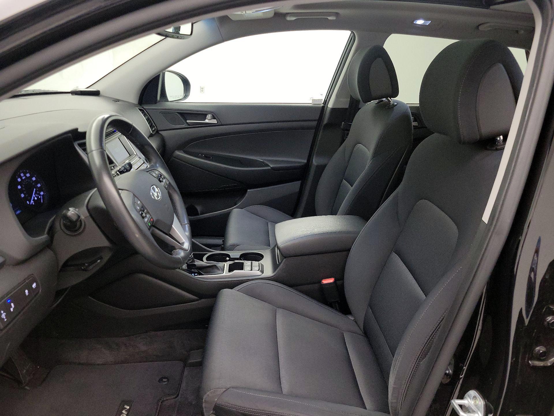 Thumbnail: 2017 Hyundai Tucson - 11