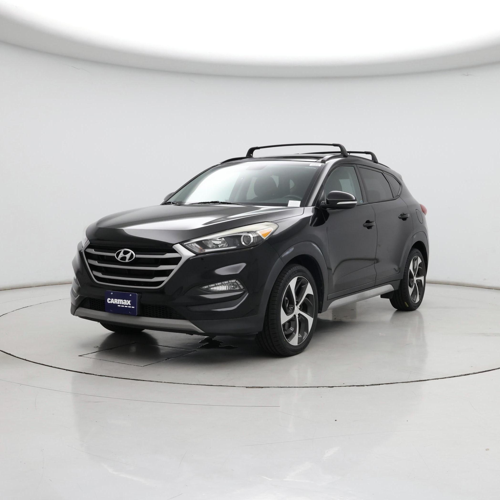 Thumbnail: 2017 Hyundai Tucson - 4