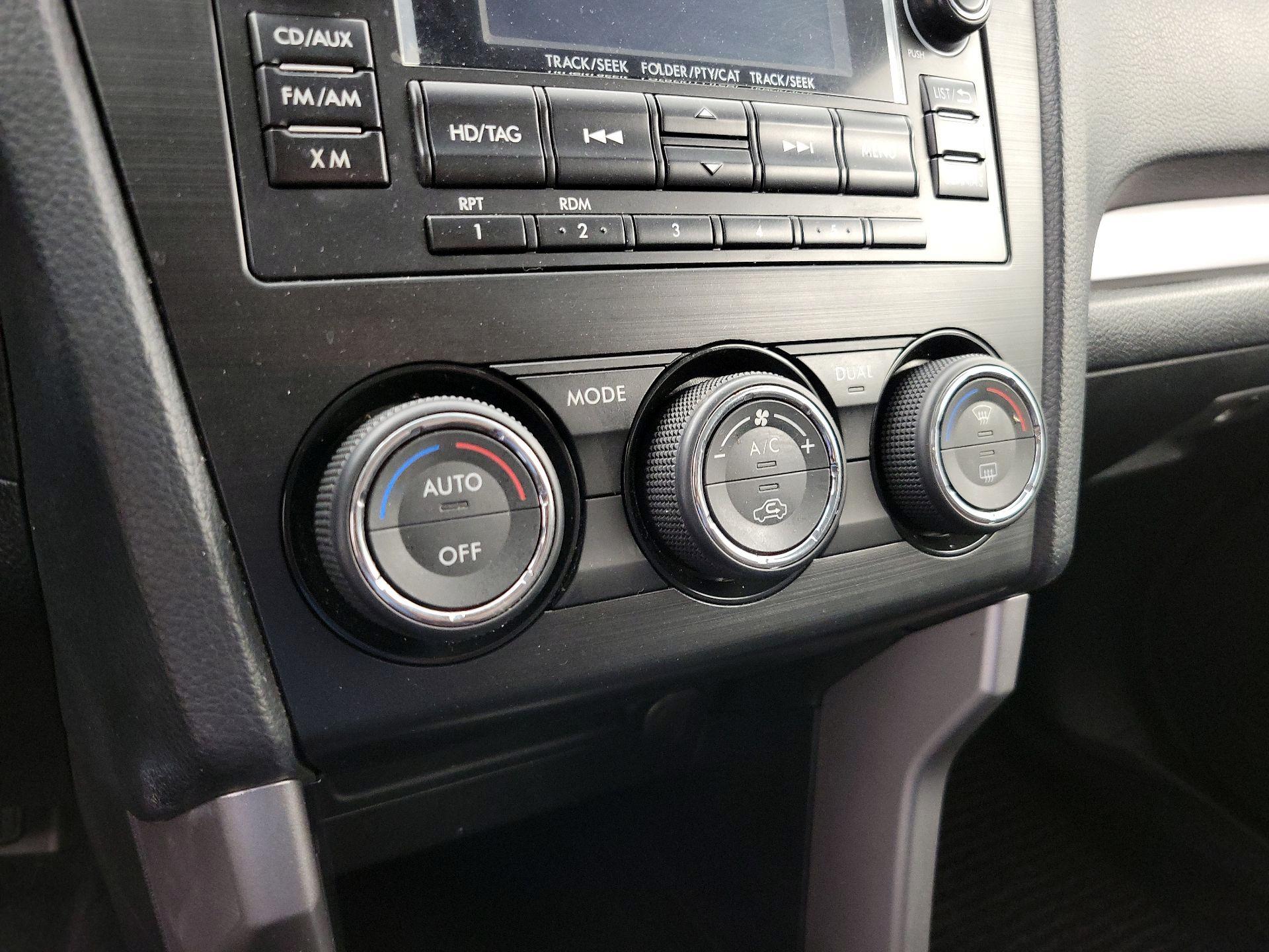 Thumbnail: 2015 Subaru Forester - 15