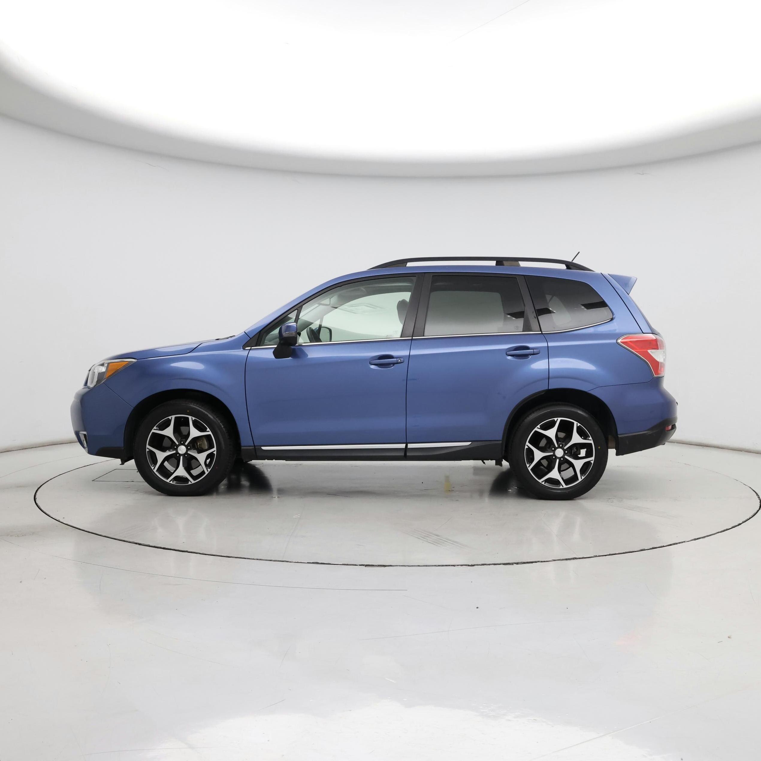 Thumbnail: 2015 Subaru Forester - 3