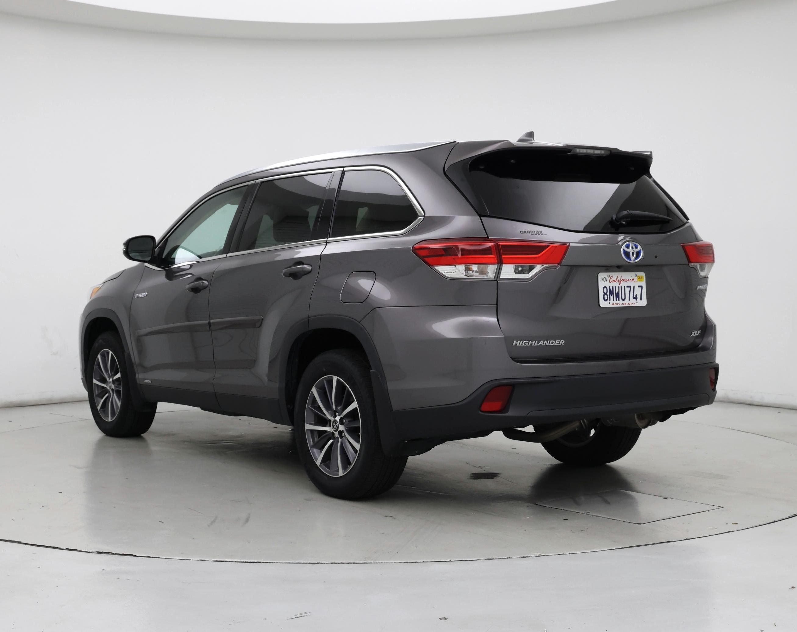 Thumbnail: 2019 Toyota Highlander - 2