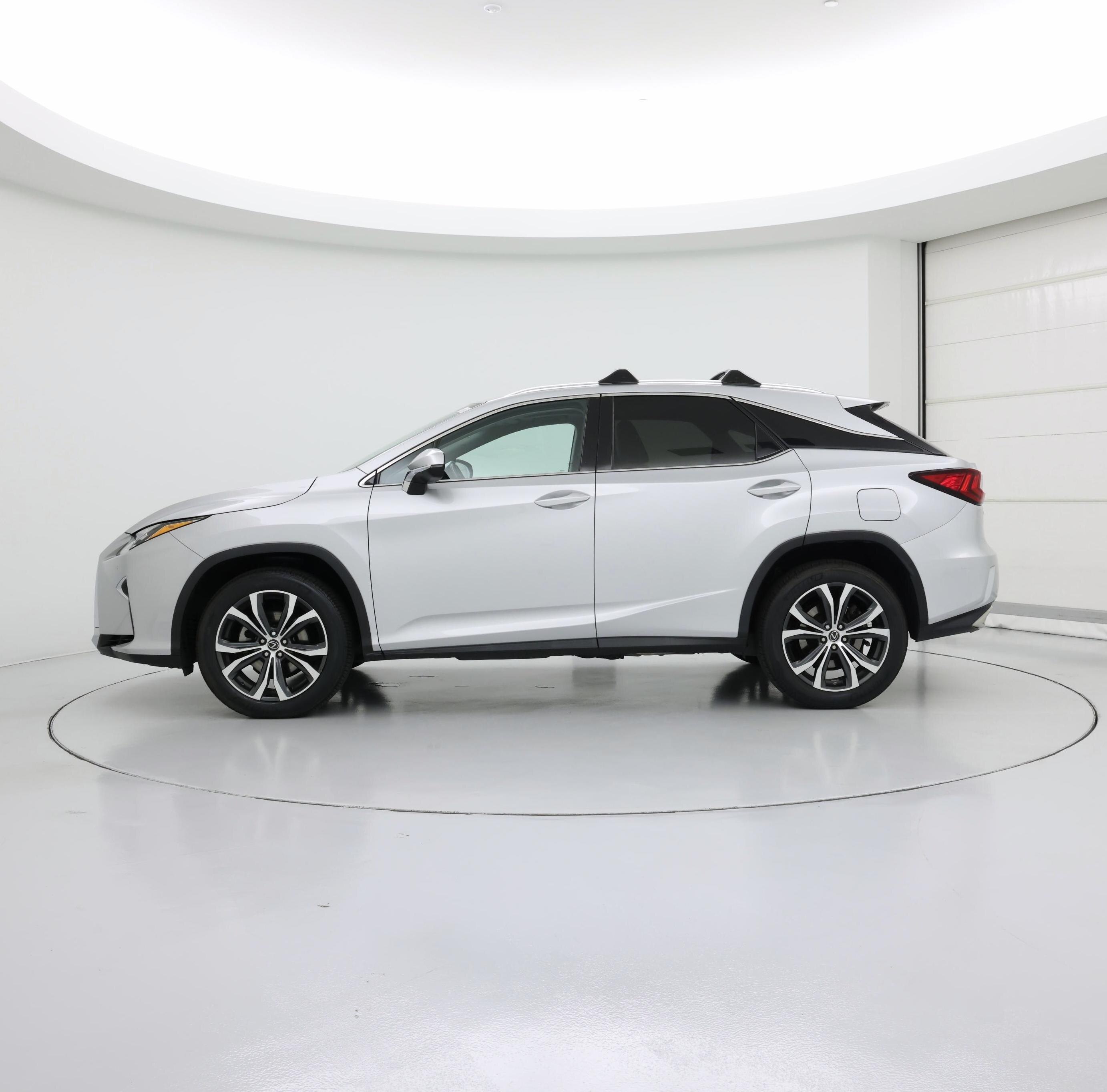 Thumbnail: 2018 Lexus RX - 3