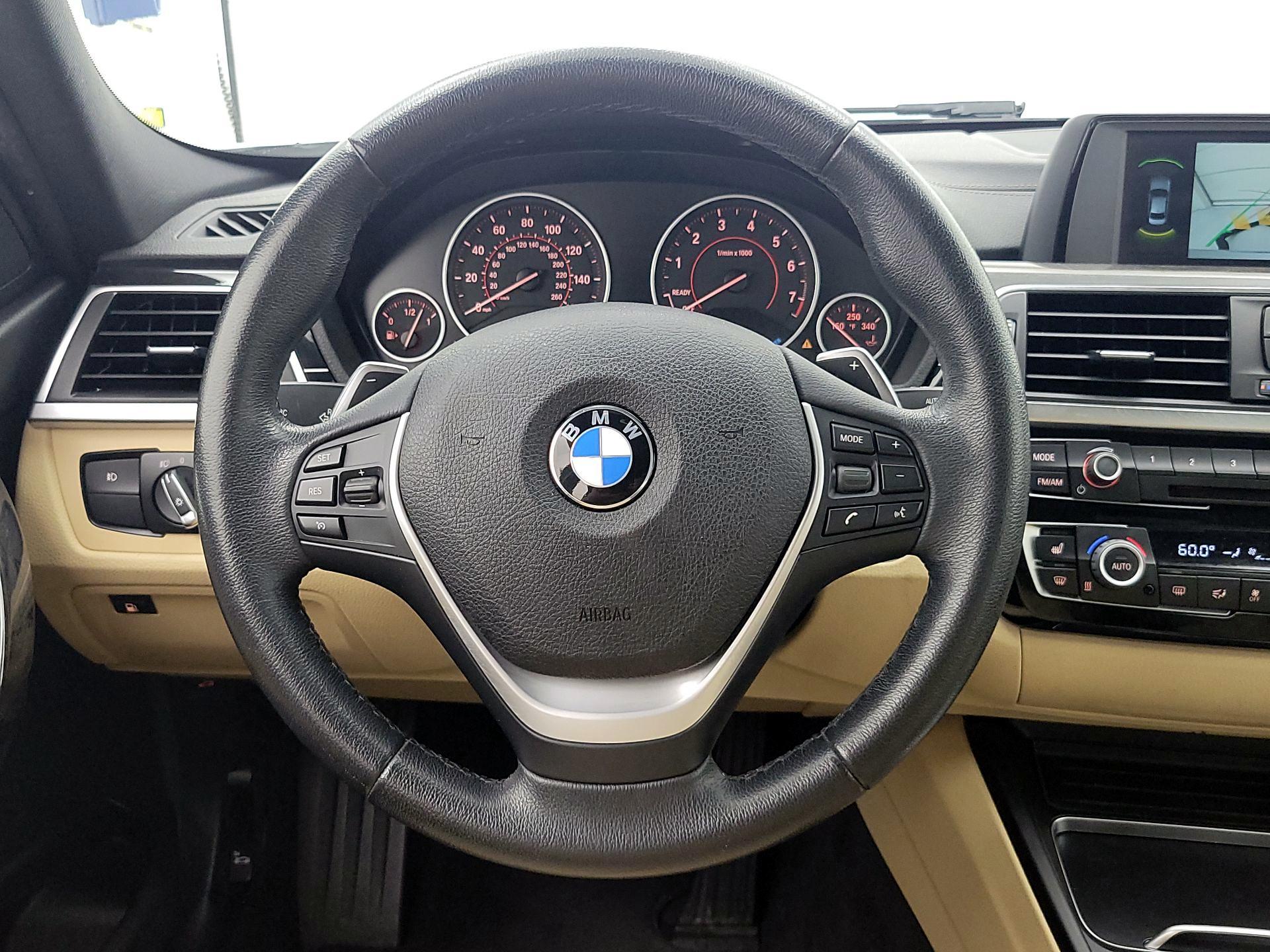 Thumbnail: 2018 BMW 3 Series - 10