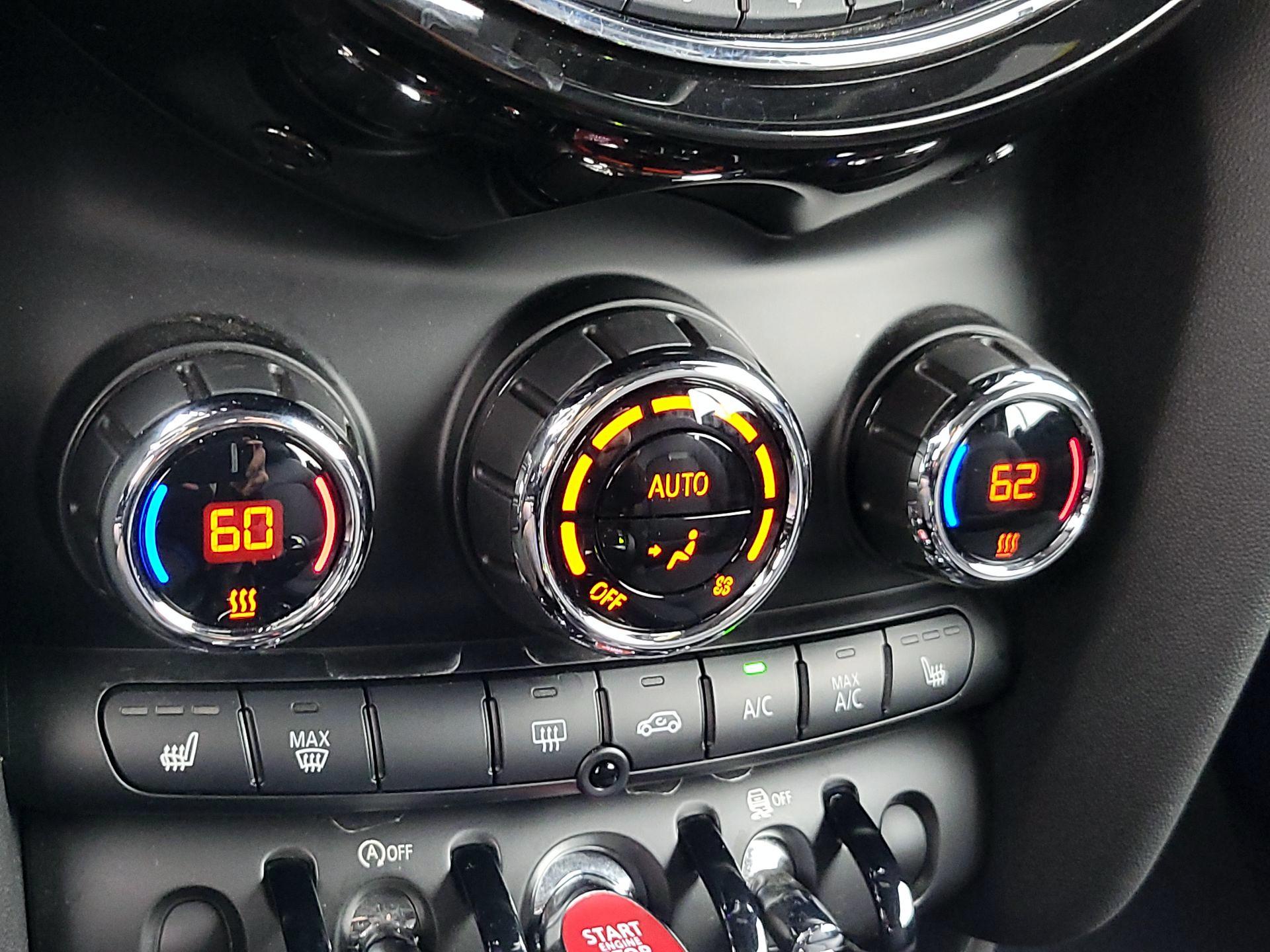 Thumbnail: 2017 MINI Cooper - 16