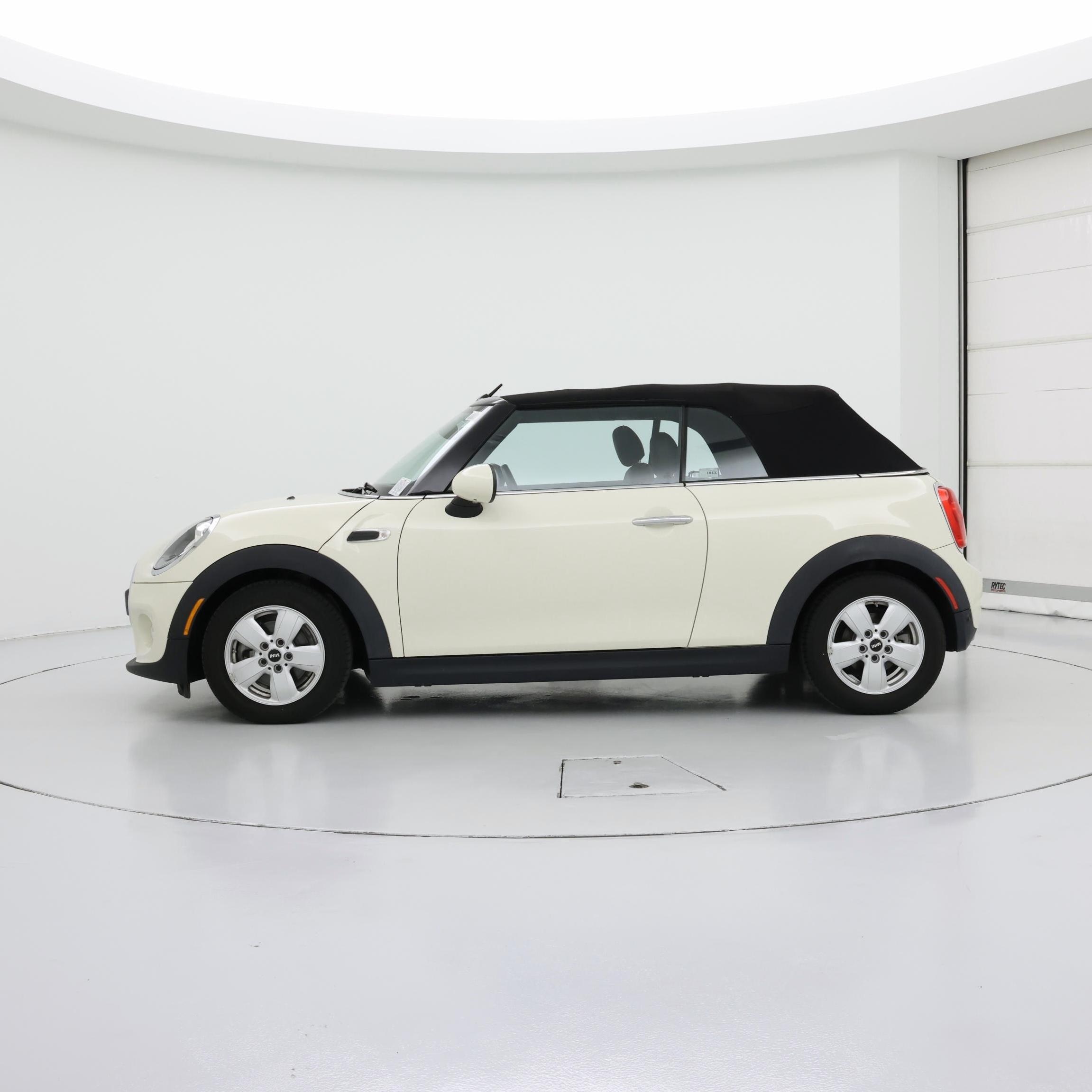 Thumbnail: 2017 MINI Cooper - 3