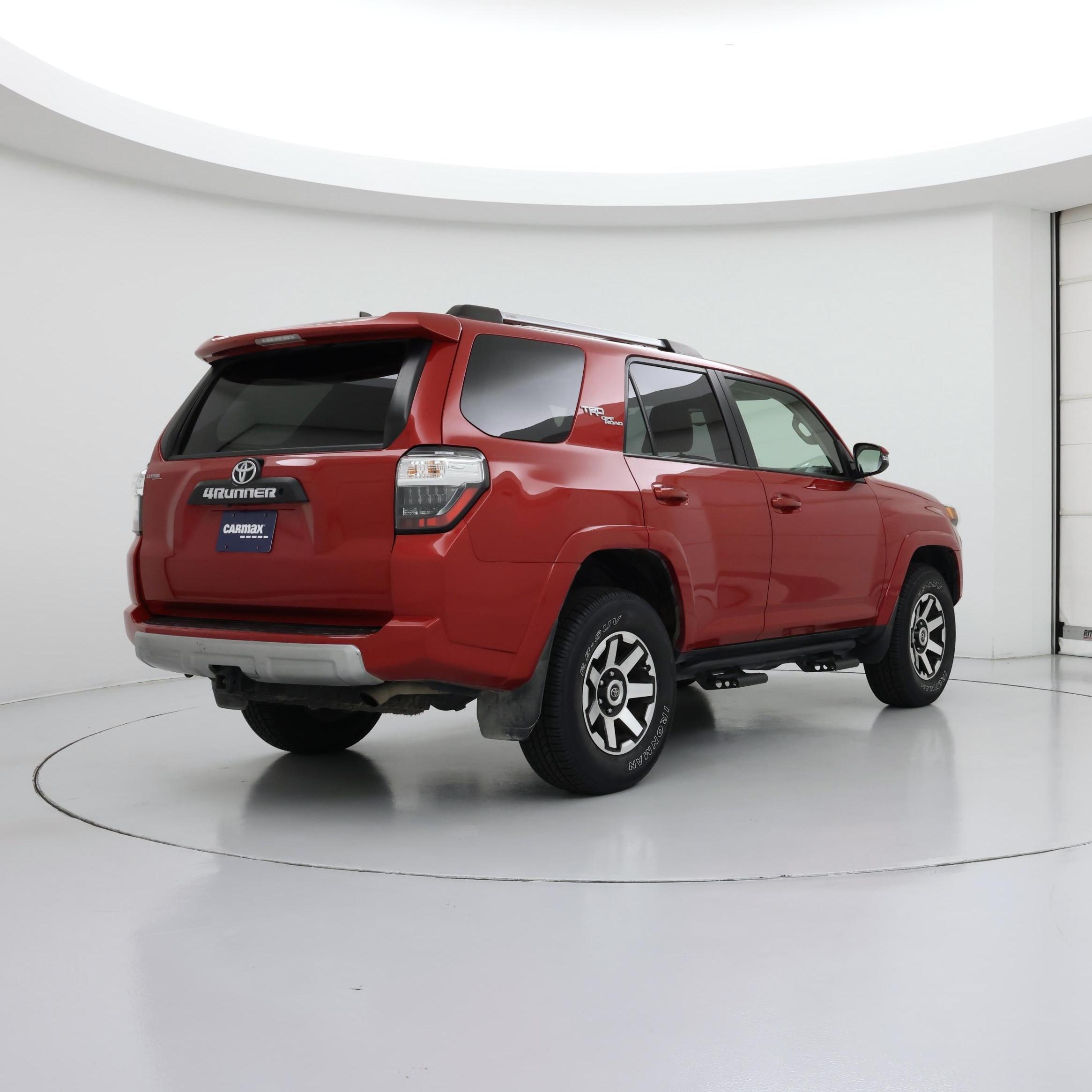 Thumbnail: 2018 Toyota 4Runner - 8