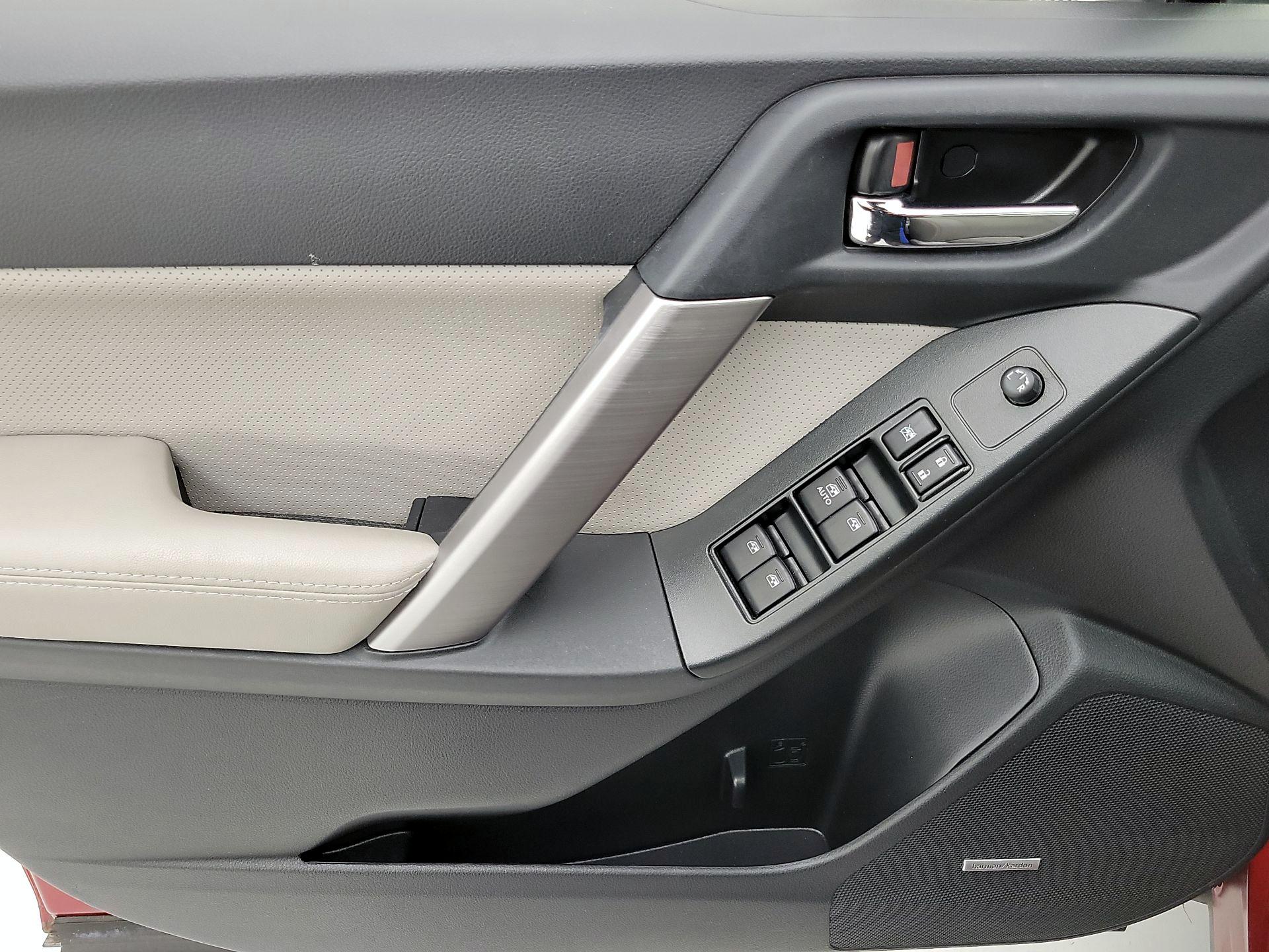 Thumbnail: 2016 Subaru Forester - 12