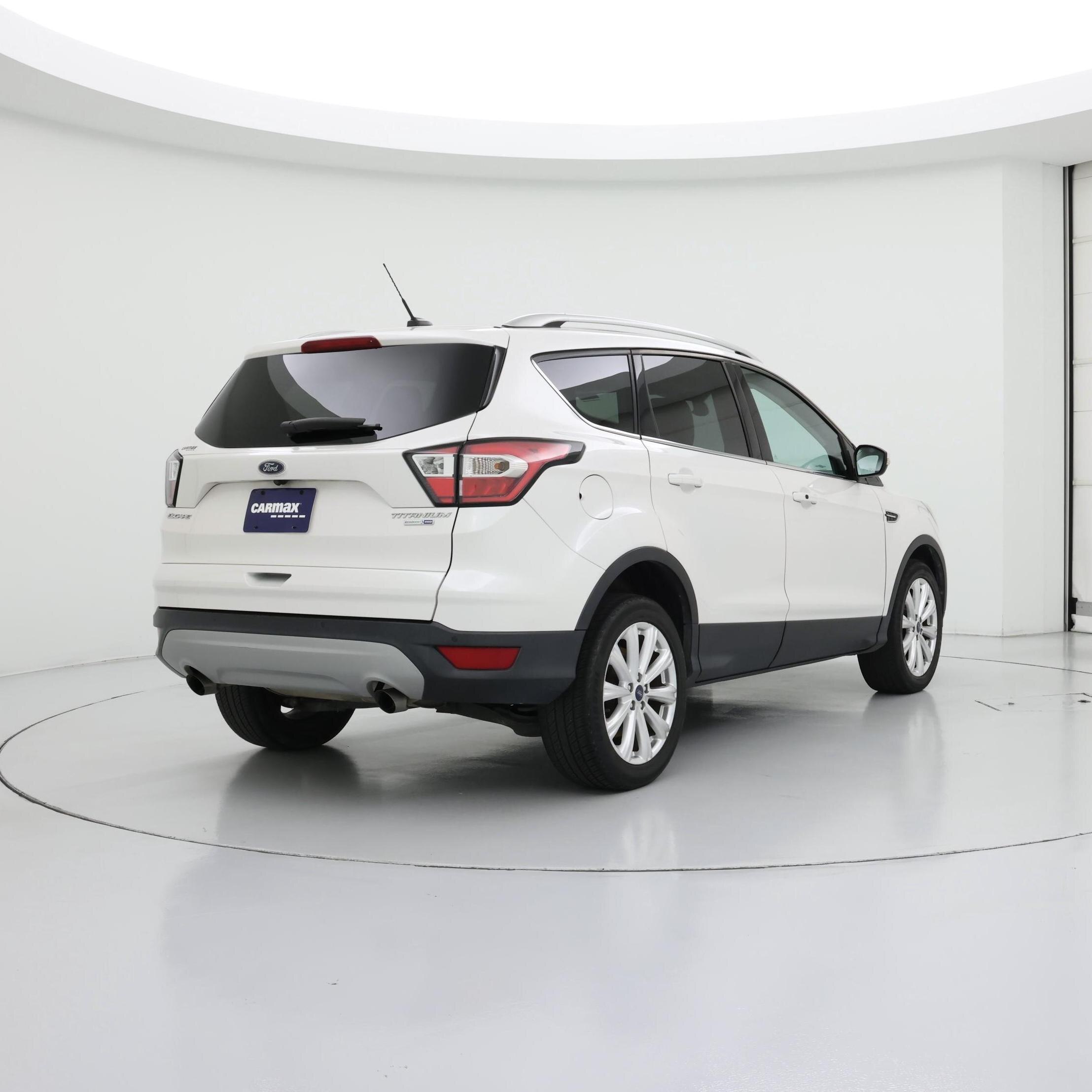 Thumbnail: 2017 Ford Escape - 8