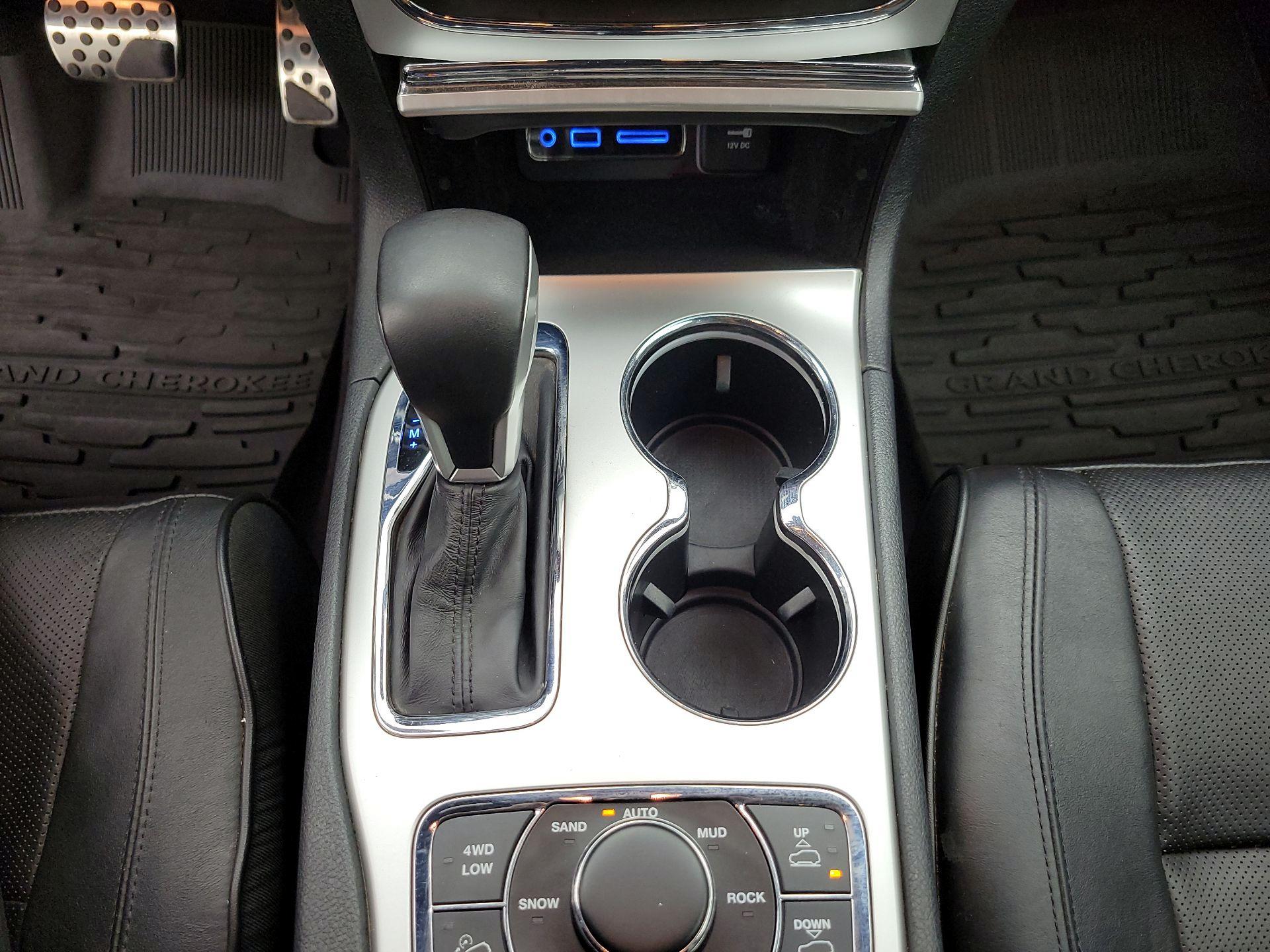 Thumbnail: 2016 Jeep Grand Cherokee - 18