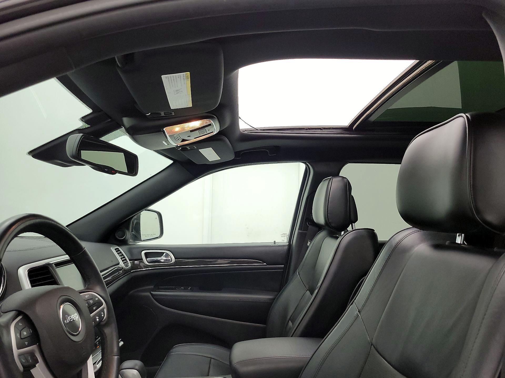 Thumbnail: 2016 Jeep Grand Cherokee - 20