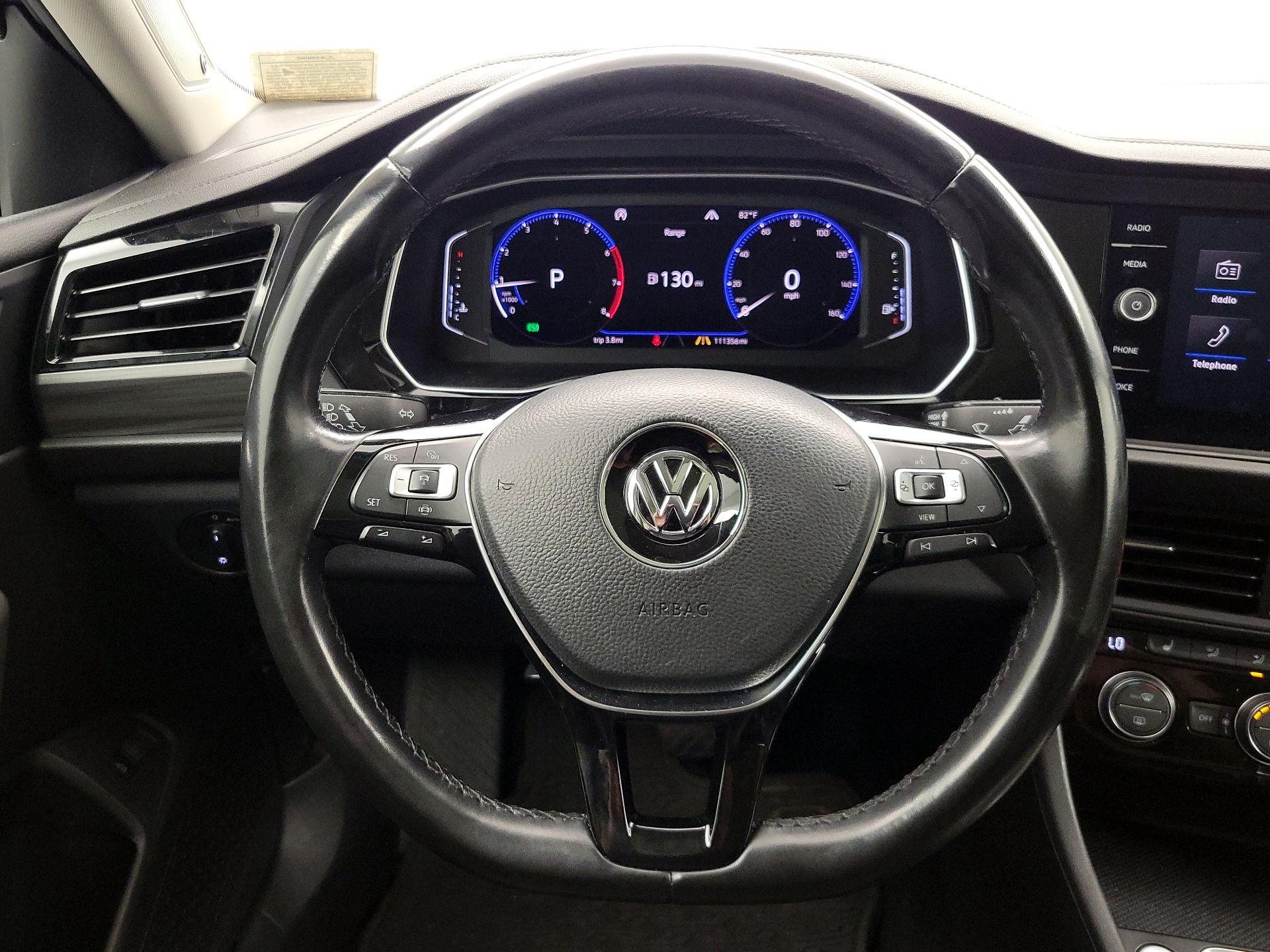Thumbnail: 2019 Volkswagen Jetta - 10