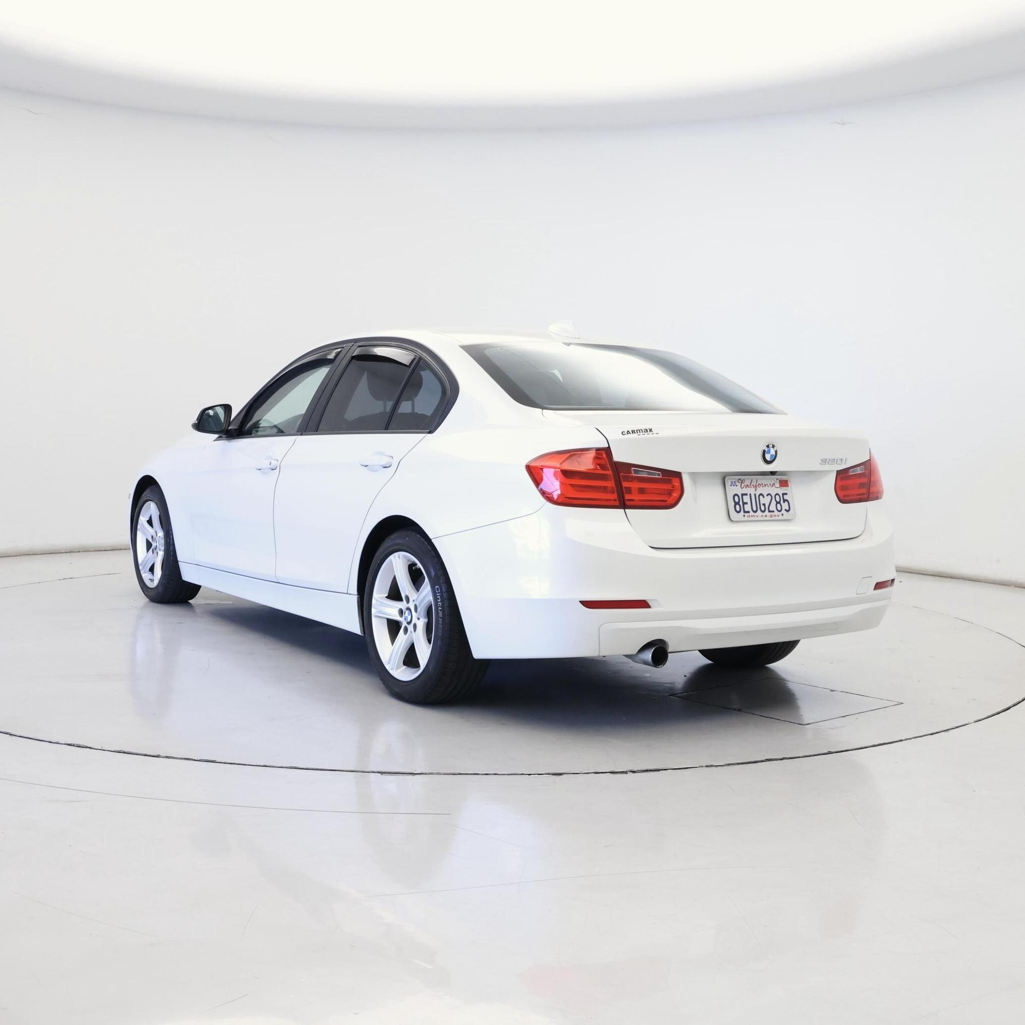 Thumbnail: 2015 BMW 3 Series - 2