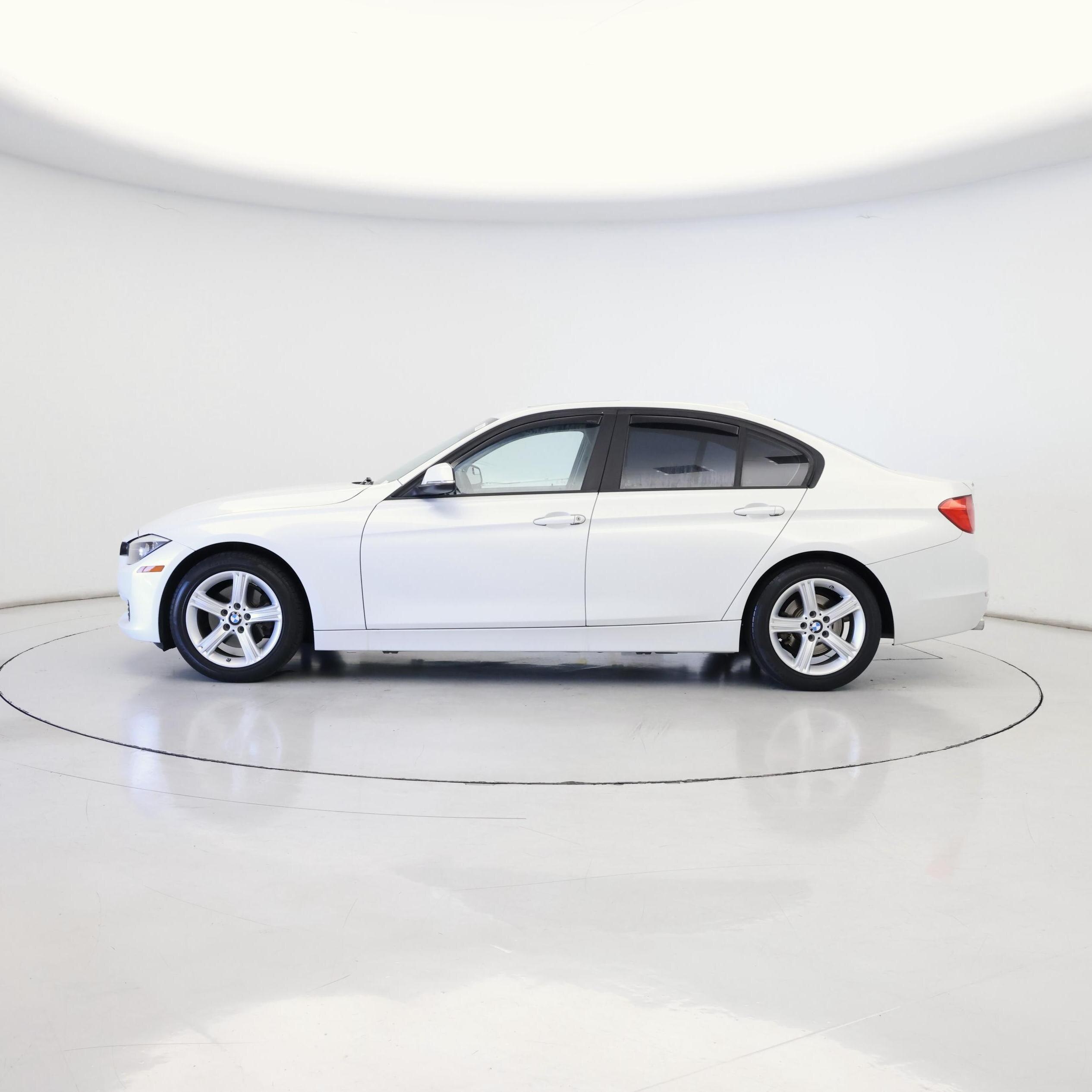 Thumbnail: 2015 BMW 3 Series - 3