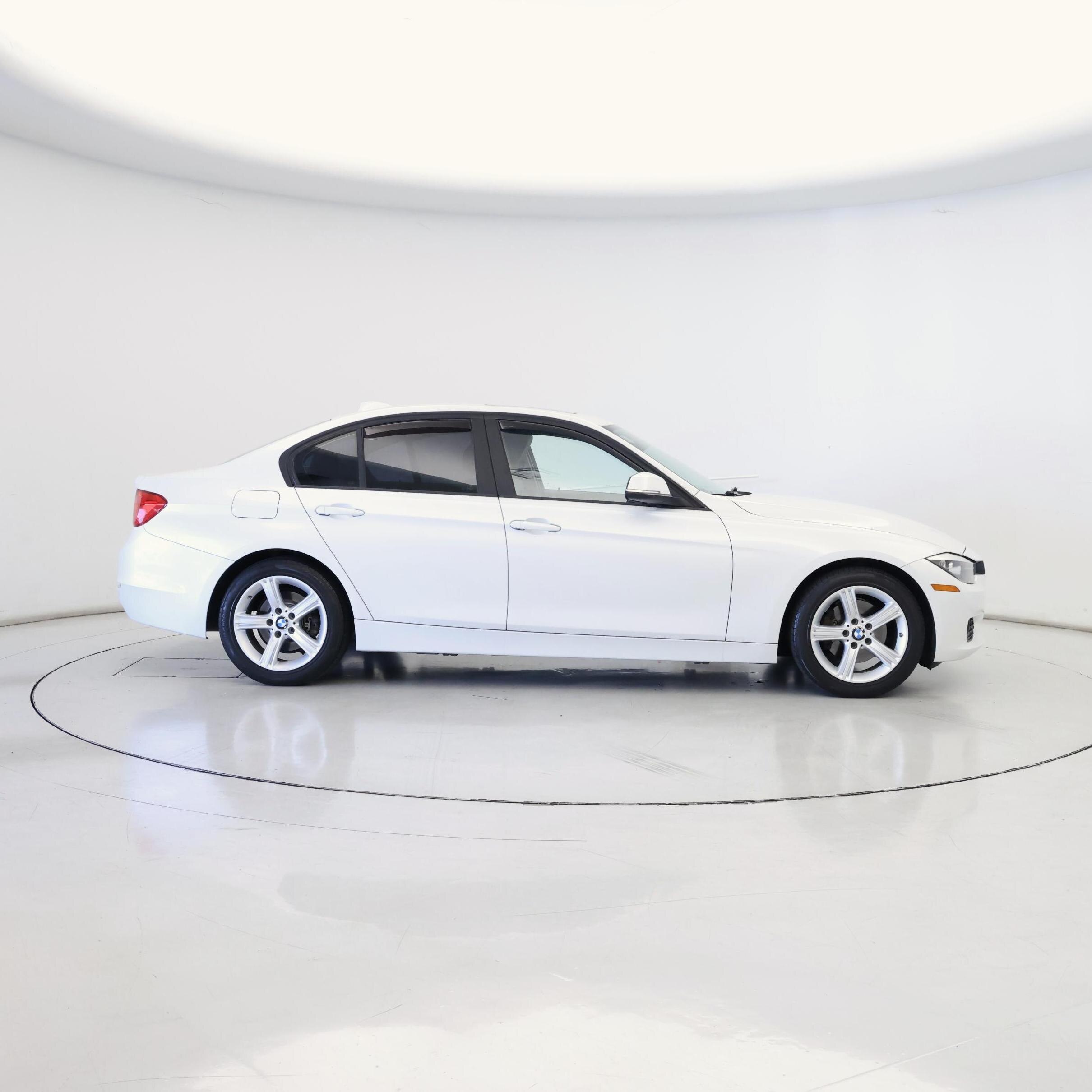 Thumbnail: 2015 BMW 3 Series - 7