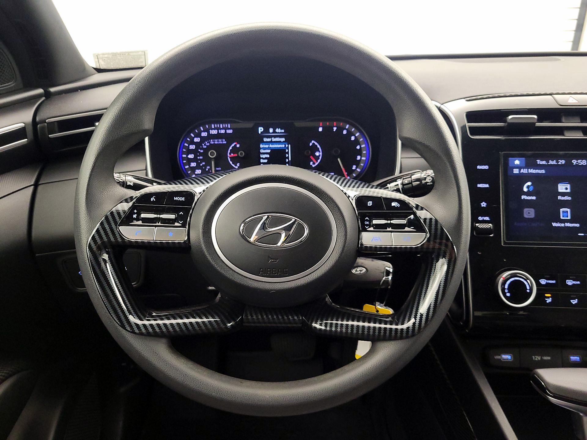 Thumbnail: 2022 Hyundai Santa Cruz - 10