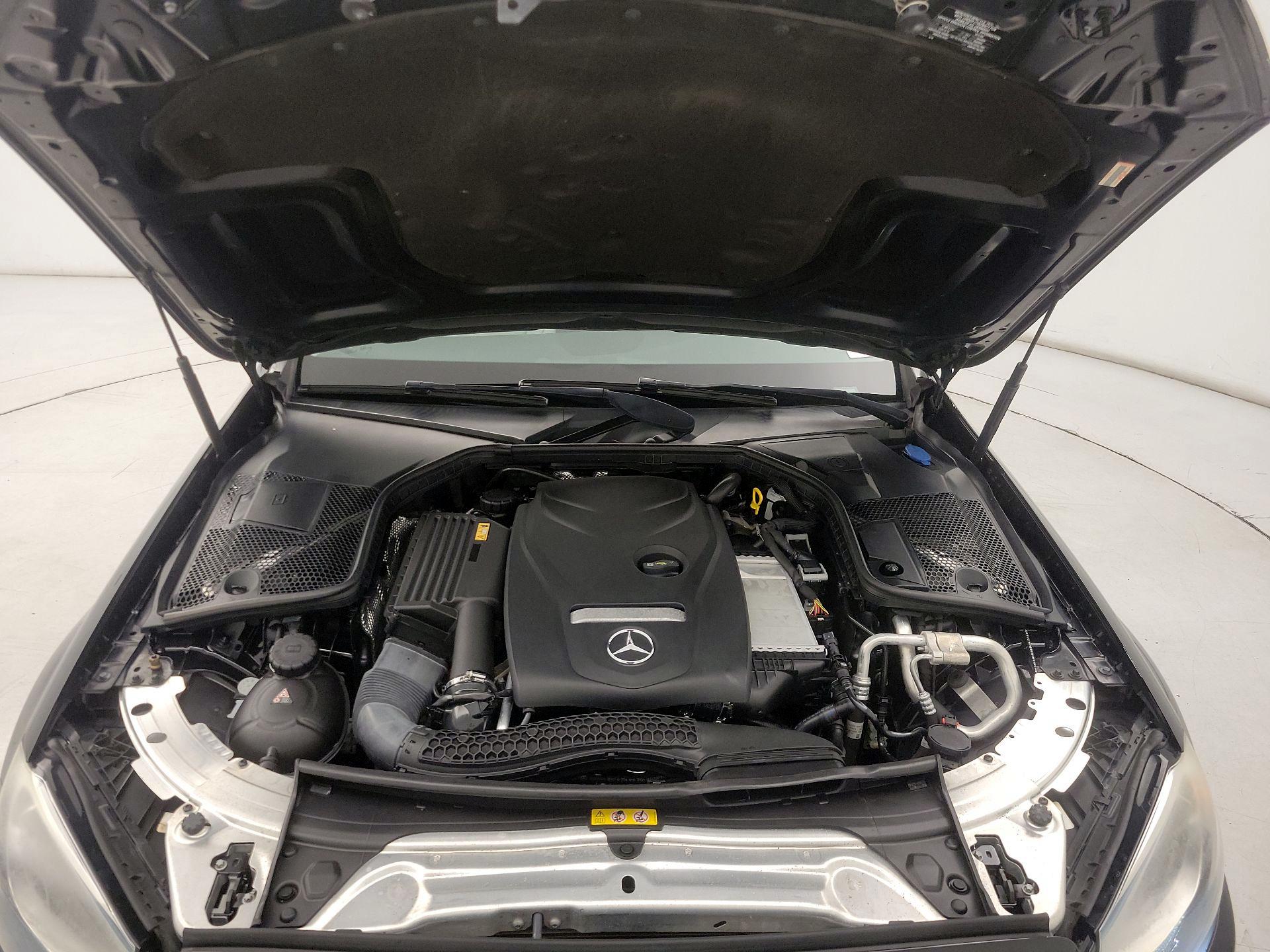 Thumbnail: 2016 Mercedes-Benz C-Class - 20
