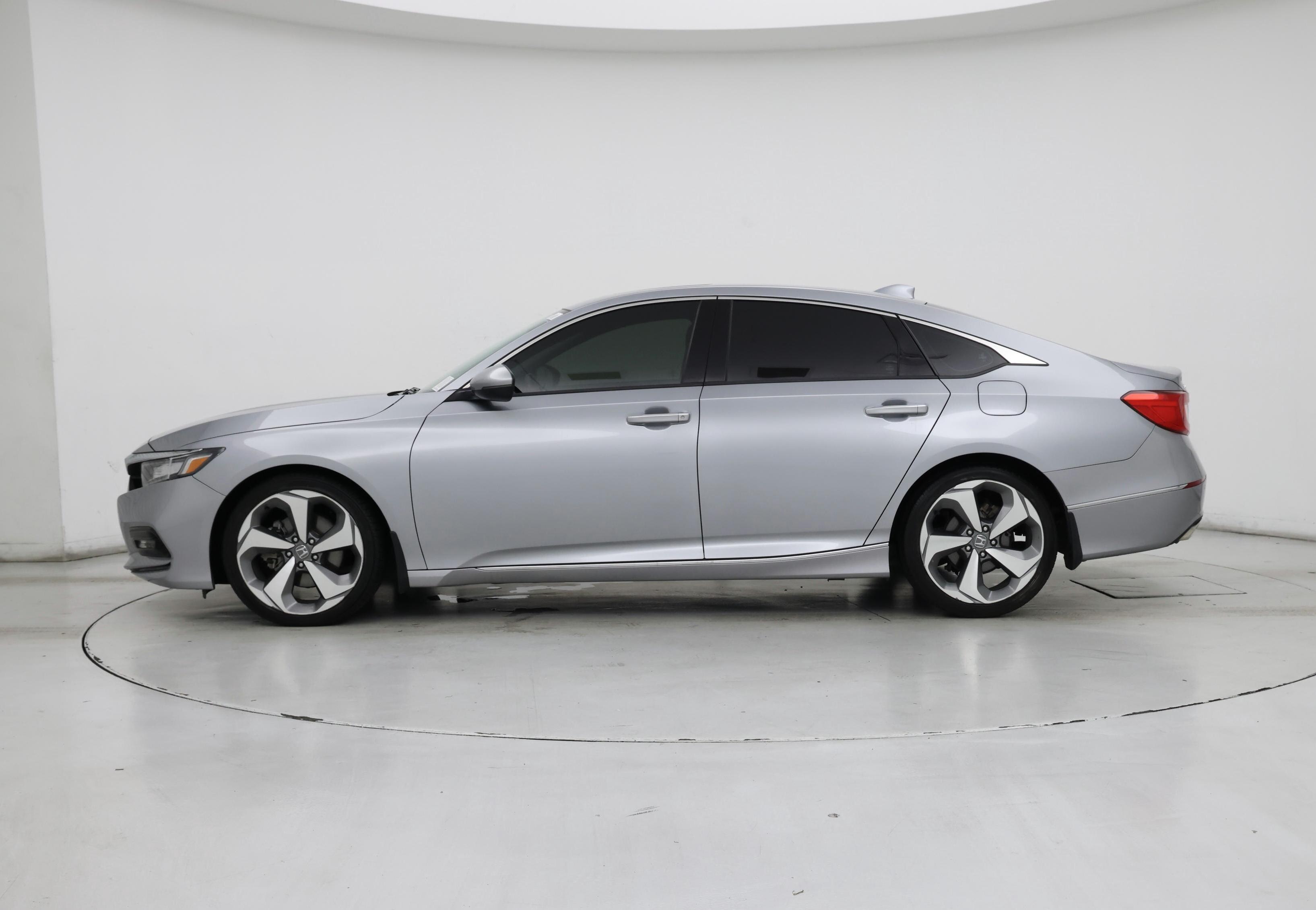 Thumbnail: 2019 Honda Accord - 3