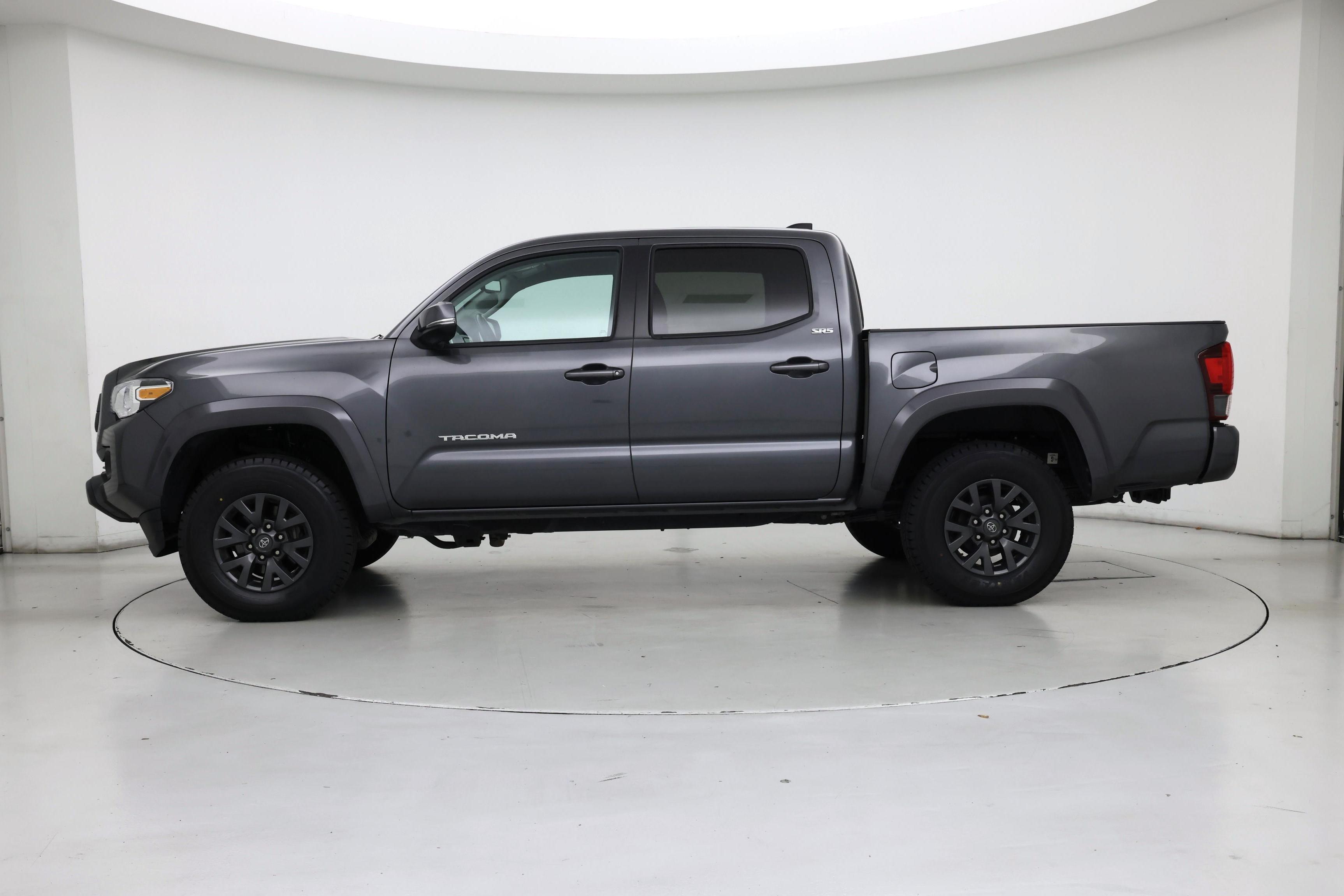 Thumbnail: 2022 Toyota Tacoma - 3