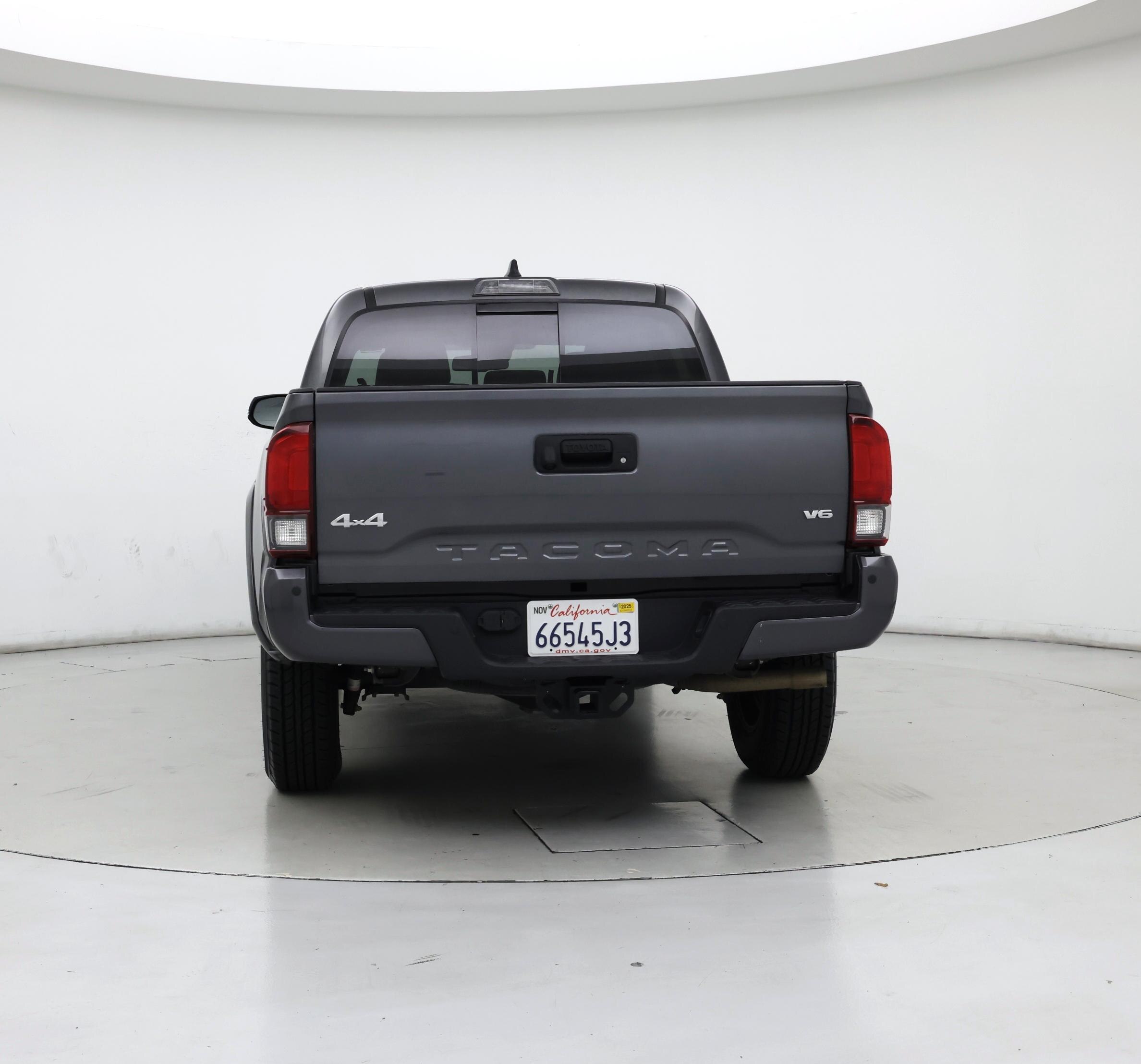 Thumbnail: 2022 Toyota Tacoma - 6
