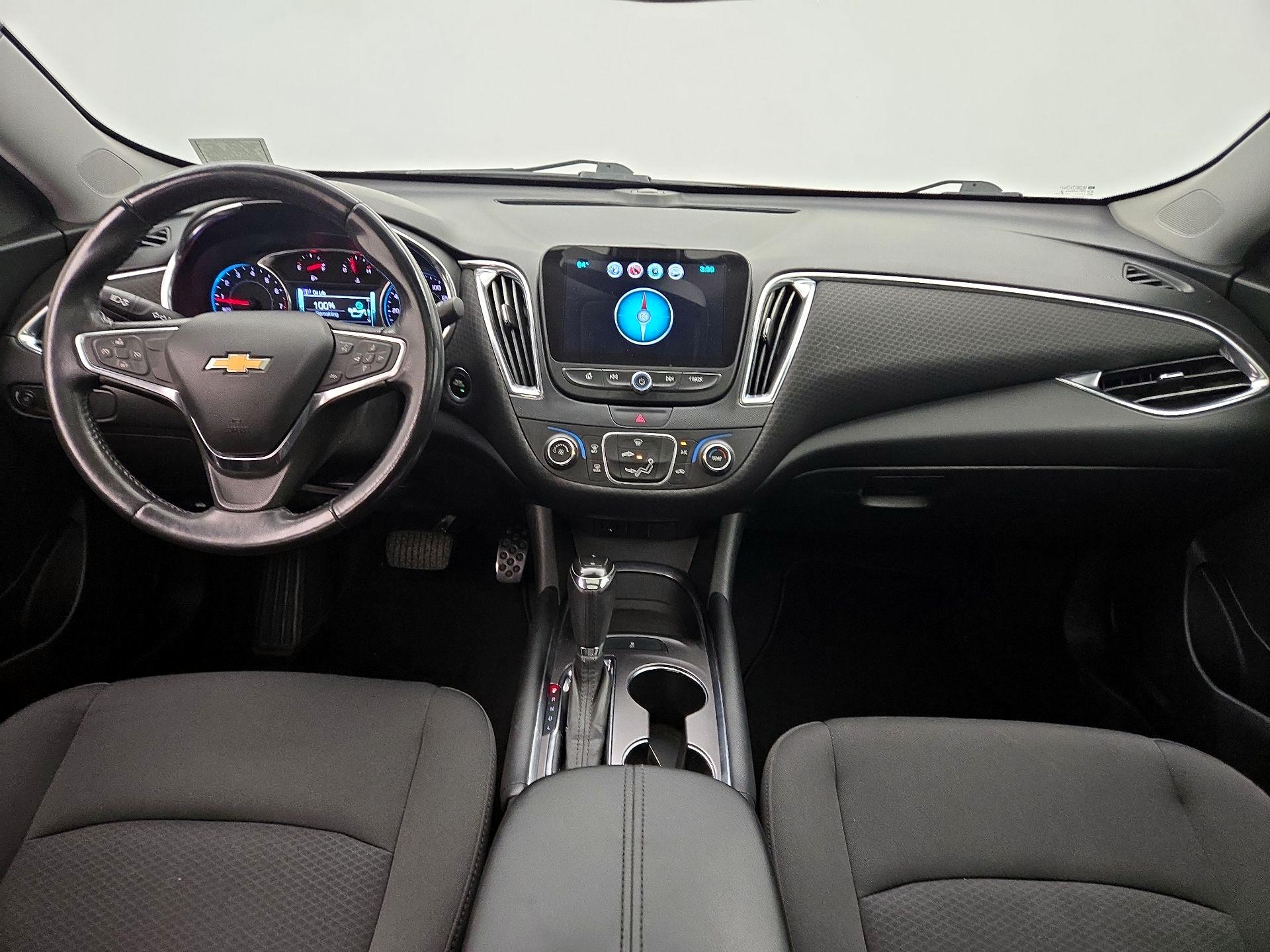 Thumbnail: 2018 Chevrolet Malibu - 9