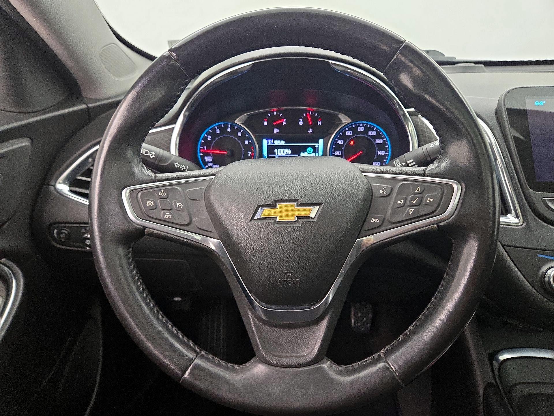 Thumbnail: 2018 Chevrolet Malibu - 10
