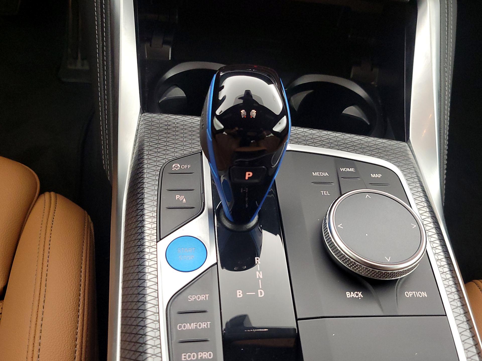 Thumbnail: 2023 BMW i4 - 18
