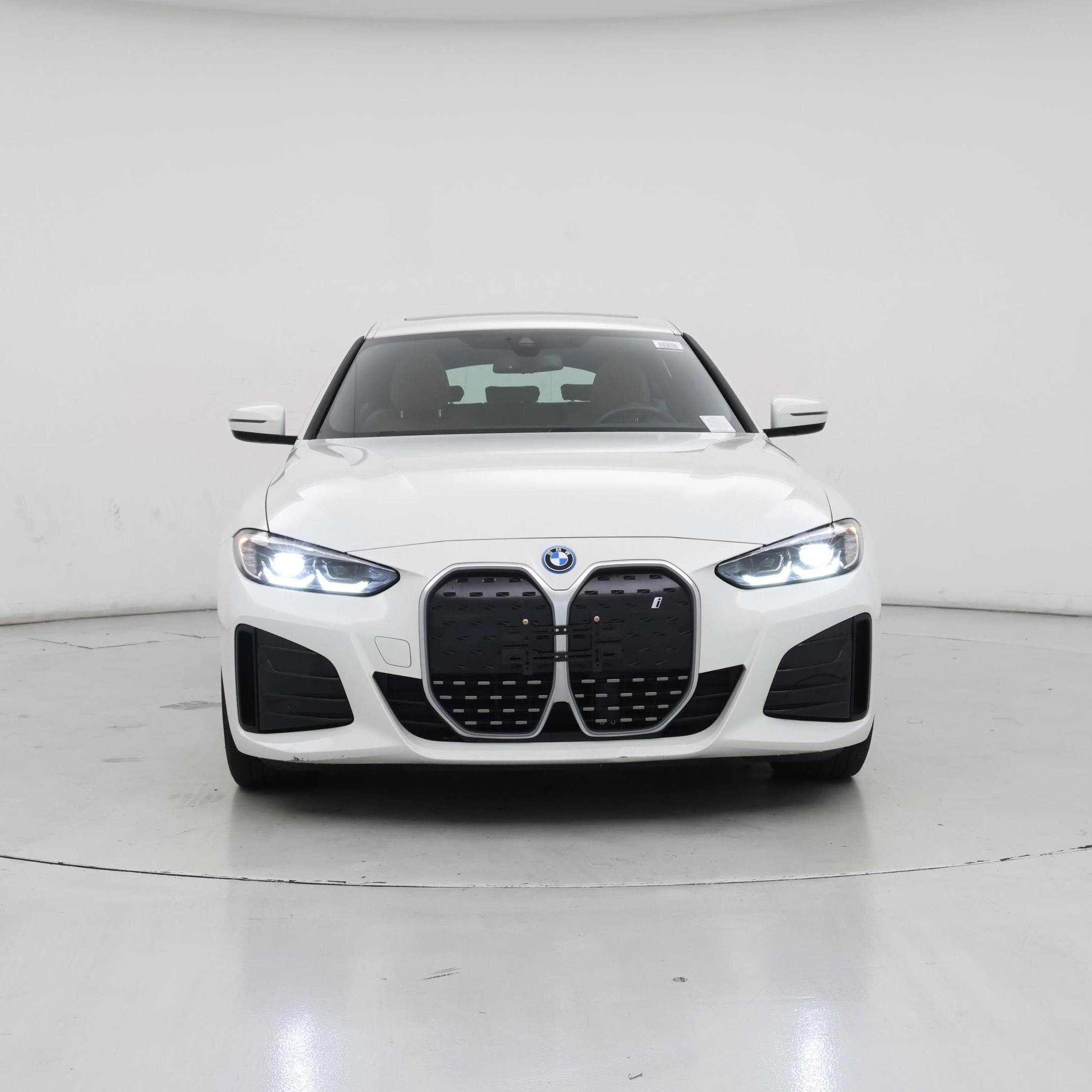 Thumbnail: 2023 BMW i4 - 5