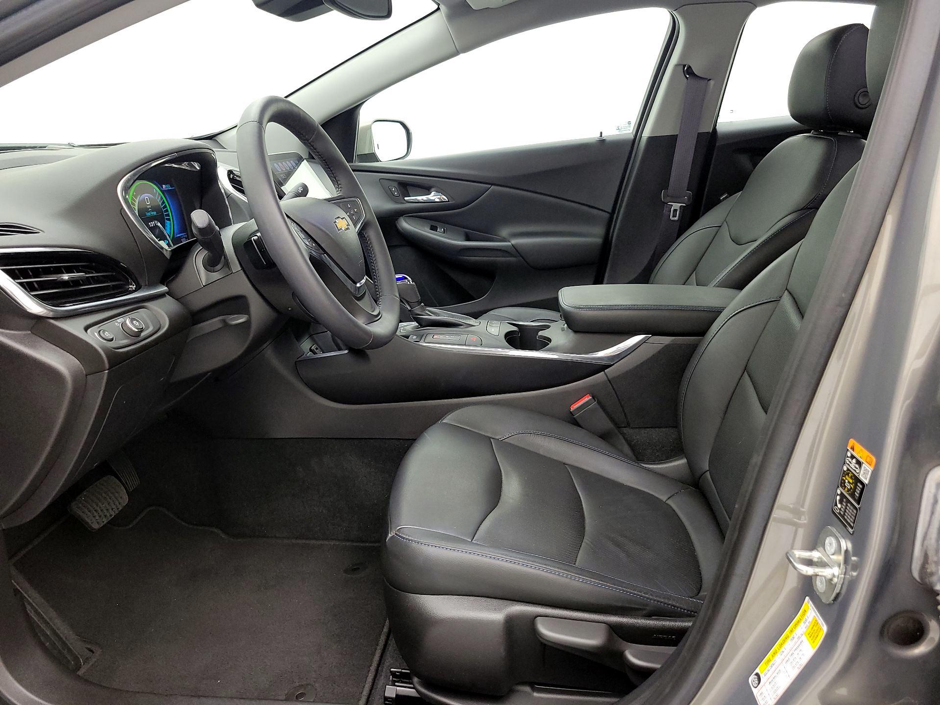 Thumbnail: 2017 Chevrolet Volt - 11