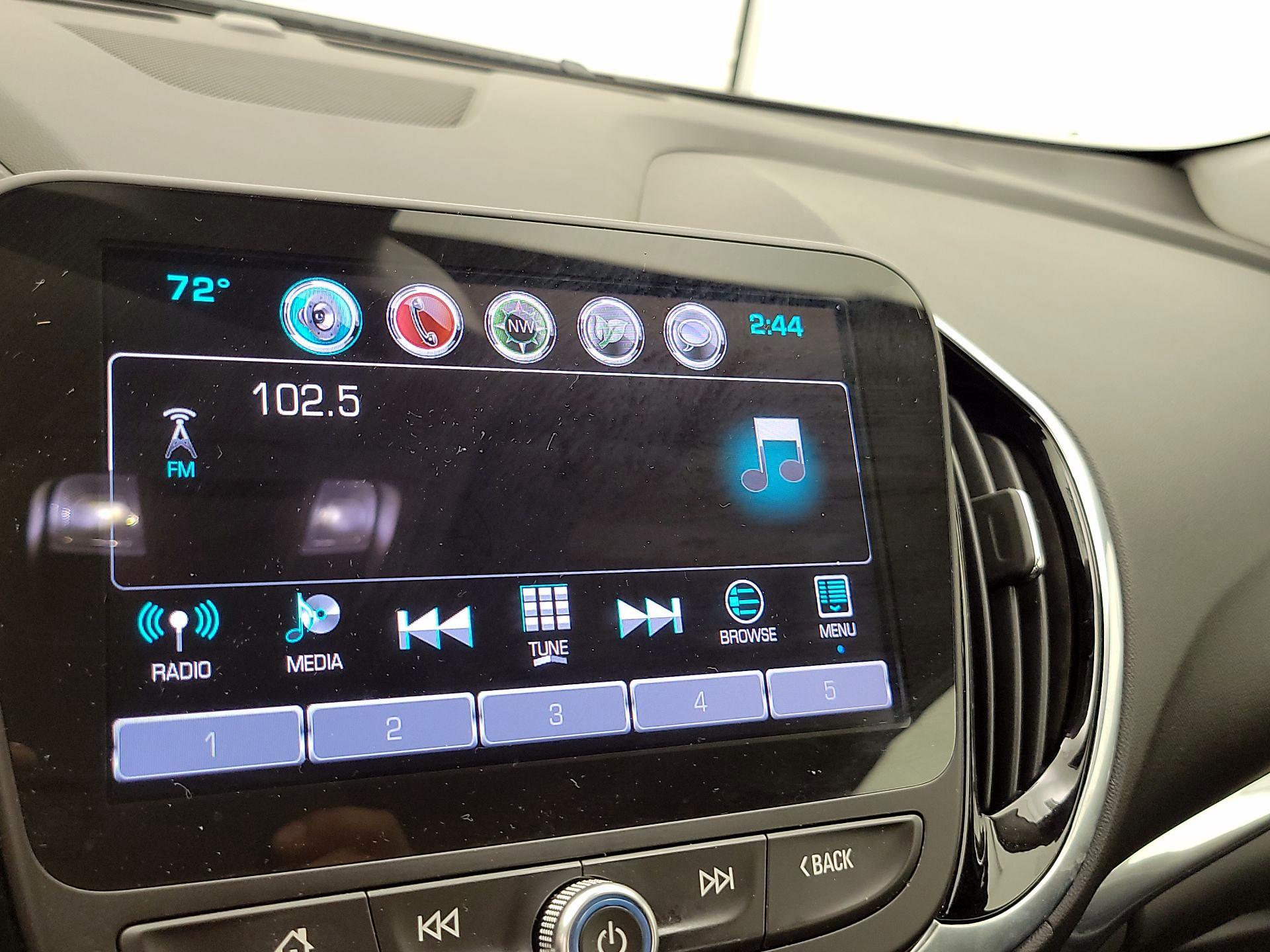 Thumbnail: 2017 Chevrolet Volt - 16